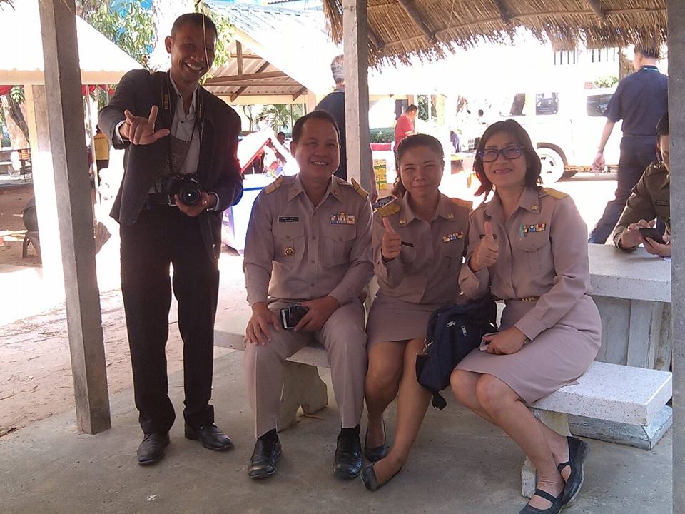 รับฟังการประชุมกรมการพัฒนาชุมชน ครั้งที่ 2/2559 ผ่านระบบ VDO Conference ณ ห้องประชุมสำนักงานพัฒนาชุมชนจังหวัดยโสธร