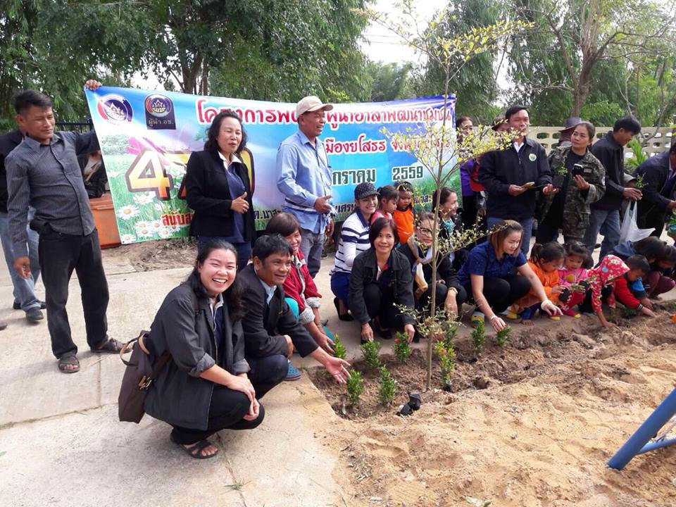 กิจกรรมตามโครงการส่งเสริมการขับเคลื่อนการพัฒนาตามปรัชญาของเศรษฐกิจพอเพียงในภาคการเกษตรและชนบท กิจกรรม การให้การศึกษาชุมชนจัดเวทีประชาคมทำแผนชุมชน โดยดำเนินกิจกรรมเวทีที่ 1 : เวทีชี้แจงและวางแผนการจัดเก็บข้อมูล