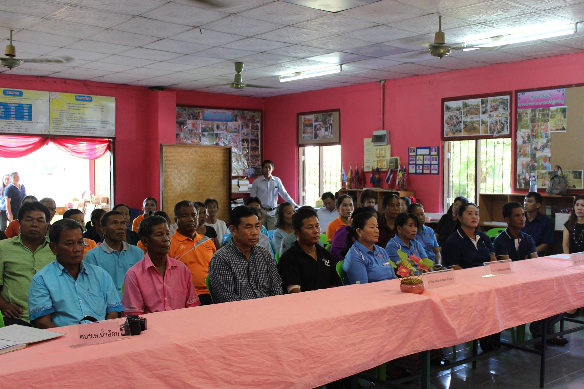 @พช.ยโสธร….เมืองบั้งไฟโก้ แตงโมหวาน.. คัดสรรหมู่บ้านเศรษฐกิจพอเพียง อยู่เย็น เย็นสุข ประจำปี 2560