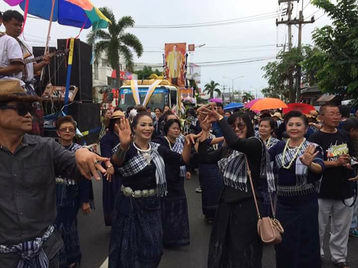 @พช.ยโสธร..เมืองบั้งไฟโก้ แตงโมหวาน..ร่วมประเพณีบุญบั้งไฟ ประจำปี 2560