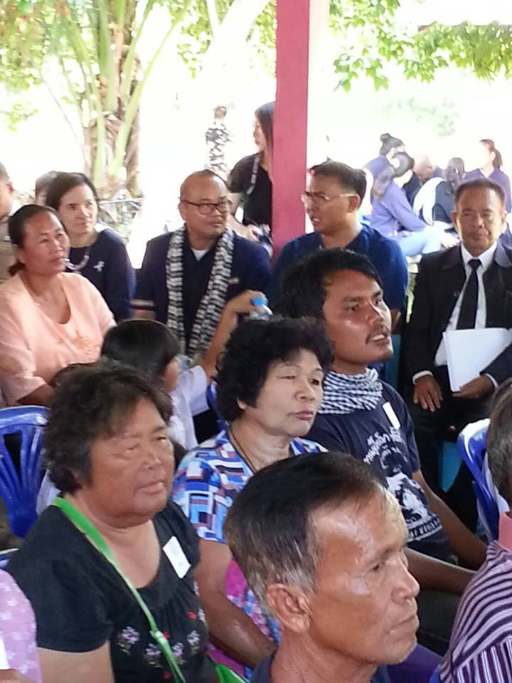 @พช.ยโสธร…เมืองบั้งไฟโก้ แตงโมหวาน…ออกให้บริการตามโครงการจังหวัดเคลื่อนที่ ณ โรงเรียนบ้านโคกก่อง ต.บุ่งค้า อ.เลิงนกทา