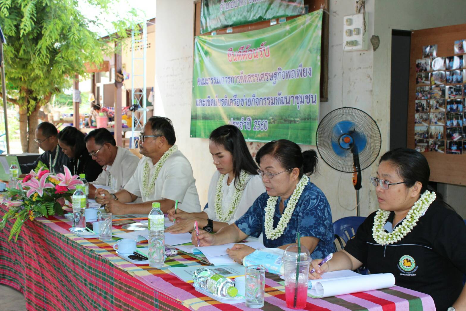 @พช.ยโสธร…เมืองบั้งไฟโก้ แตงโมหวาน…คัดเลือกกิจกรรมพัฒนาชุมชนดีเด่น ระดับจังหวัดประจำปี 2560 อำเภอป่าติ้ว