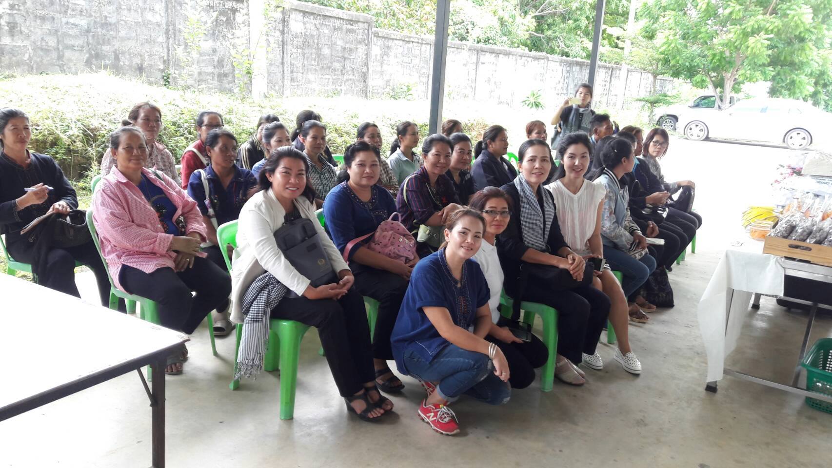 @พช.ยโสธร…เมืองบั้งไฟโก้…นำทีมคณะศึกษาดูงานโครงการพัฒนาศักยภาพ การแปรรูปผลิตผลทางการเกษตร ณ ป.เกรียบกุ้งและ ป.หมูยอ จ.อุบลราชธานี