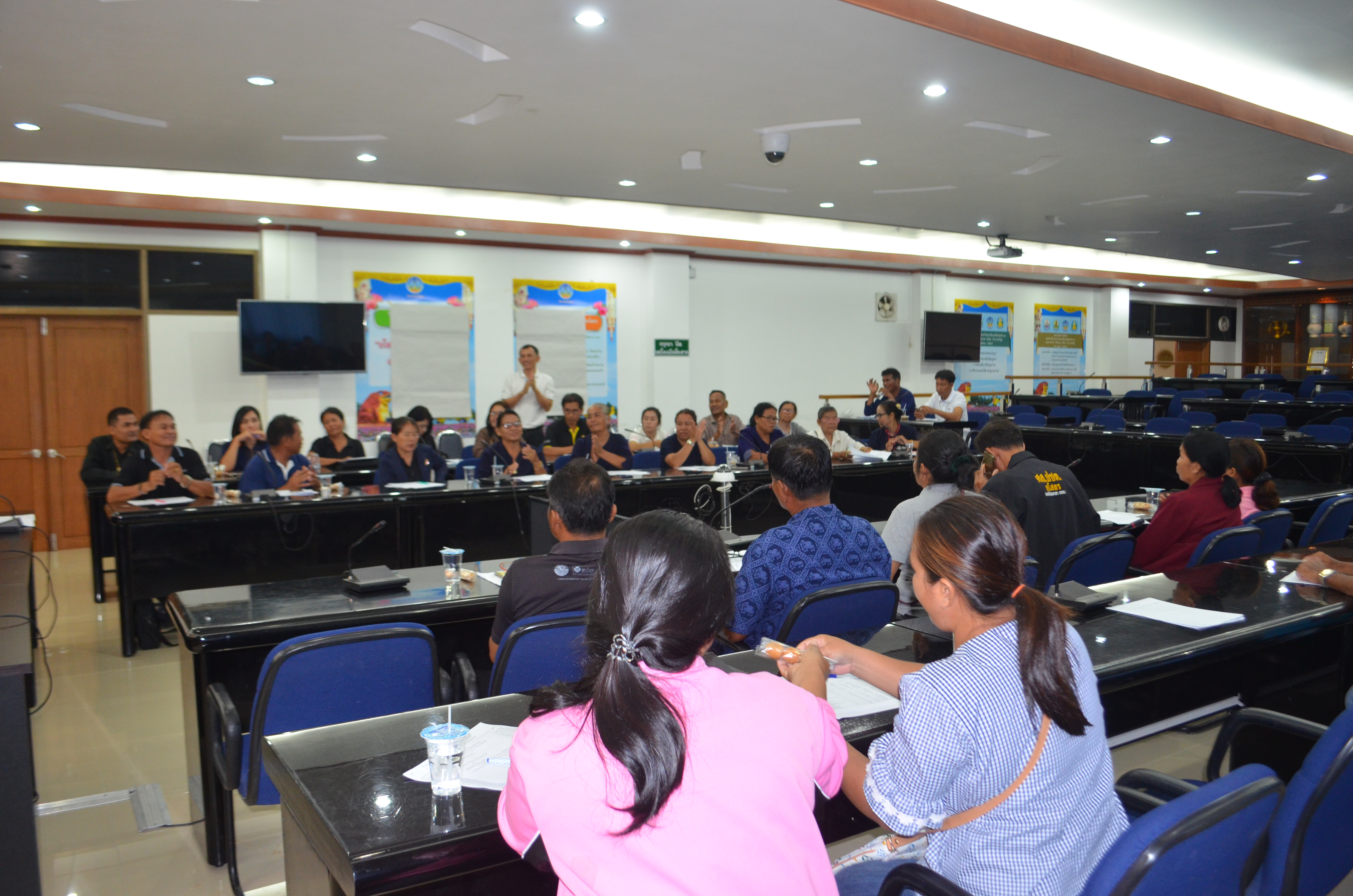 @พช.ยโสธร ประชุมกลุ่มเป้าหมายตามโครงการพัฒนาศักยภาพสู่ความยั่งยืน ปี 2561