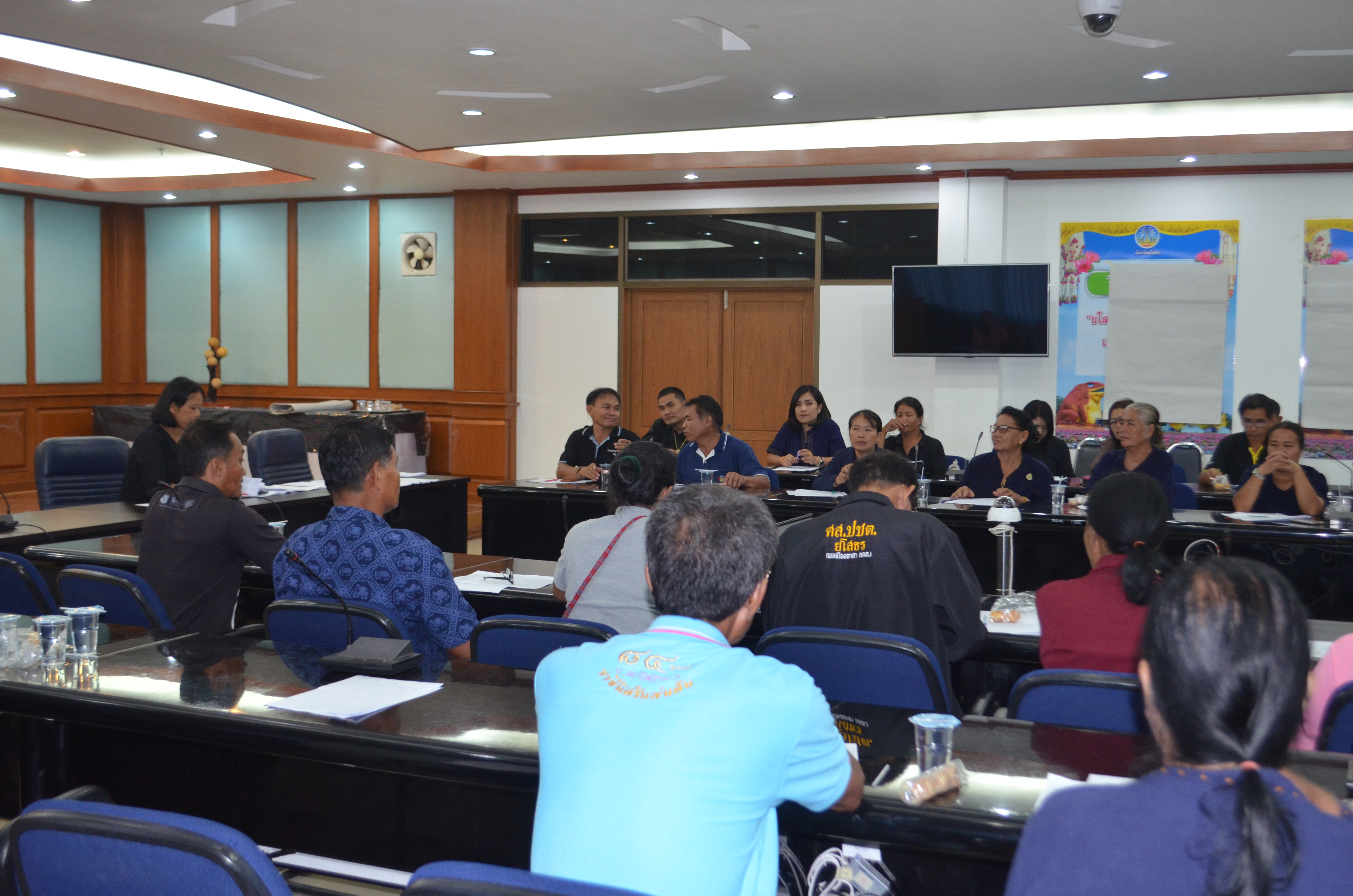 @พช.ยโสธร ประชุมกลุ่มเป้าหมายตามโครงการพัฒนาศักยภาพสู่ความยั่งยืน ปี 2561