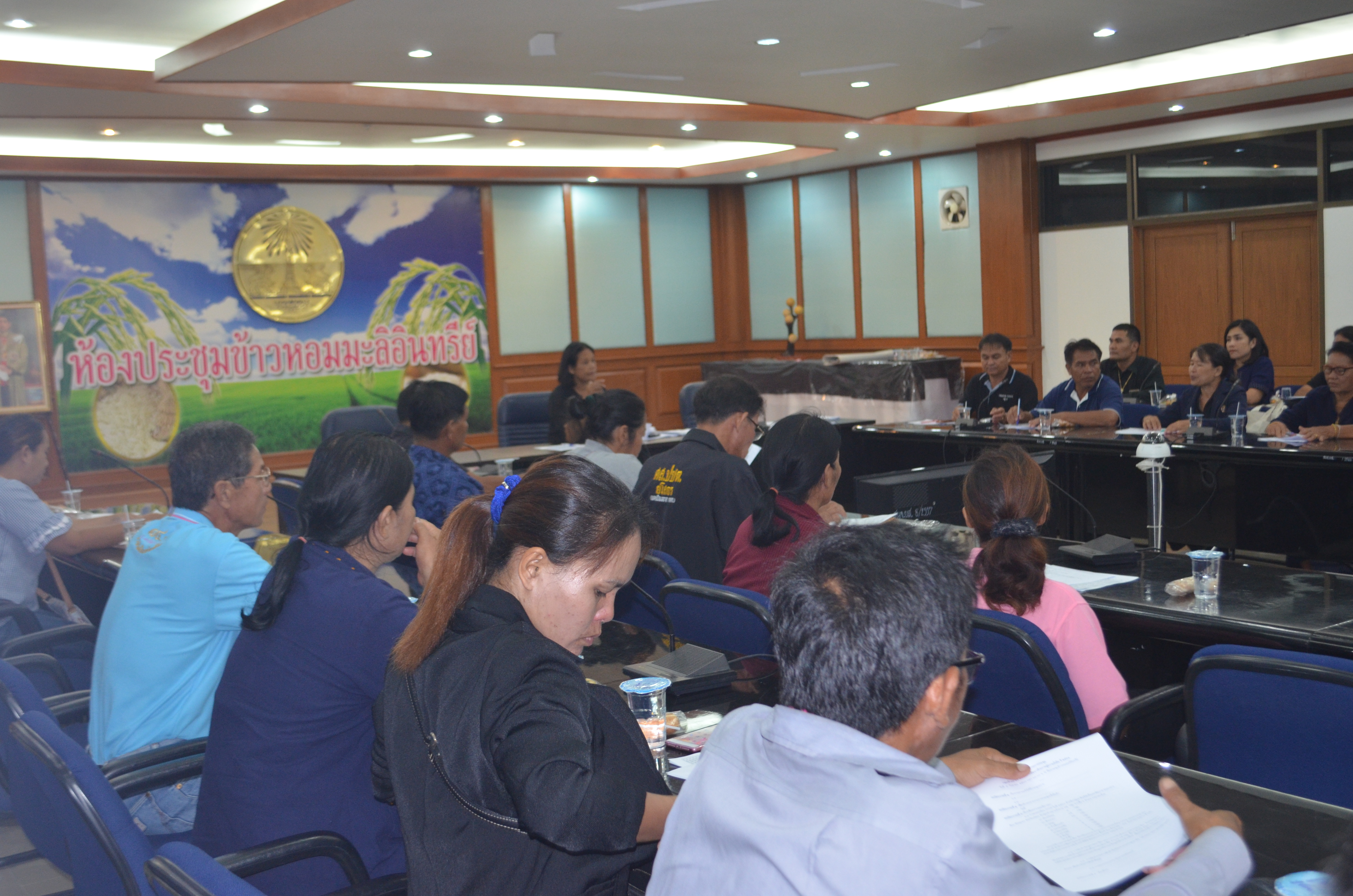 @พช.ยโสธร ประชุมกลุ่มเป้าหมายตามโครงการพัฒนาศักยภาพสู่ความยั่งยืน ปี 2561