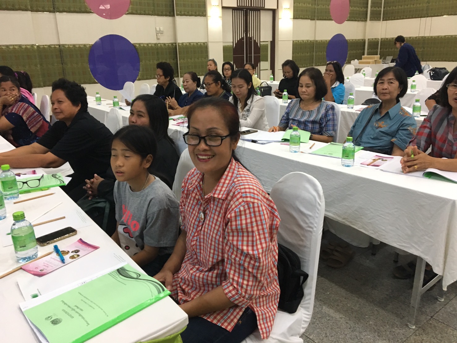 @พช.ยโสธร ขับเคลื่อนโครงการส่งเสริมองค์ความรู้ในการพัฒนาผลิตภัณฑ์กลุ่มอาชีพสตรี