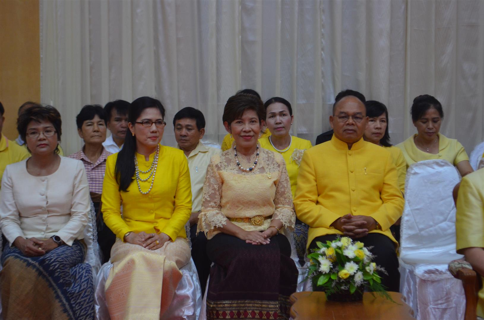 @ยโสธร…สตรียโสธร เทิดไท้องค์ราชา