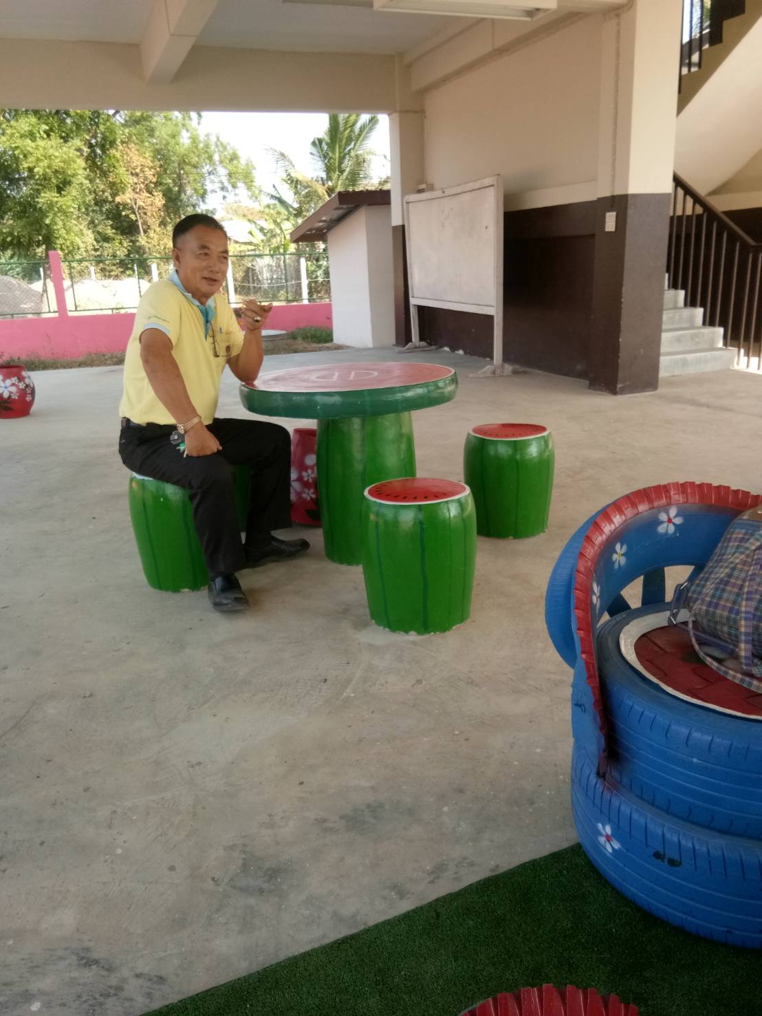 ยโสธร…ลงพื้นที่เพื่อมอบของขวัญกองทุนพระเทพฯ ให้กับเด็กหญิงพนัสสร อุ่นเอิบ