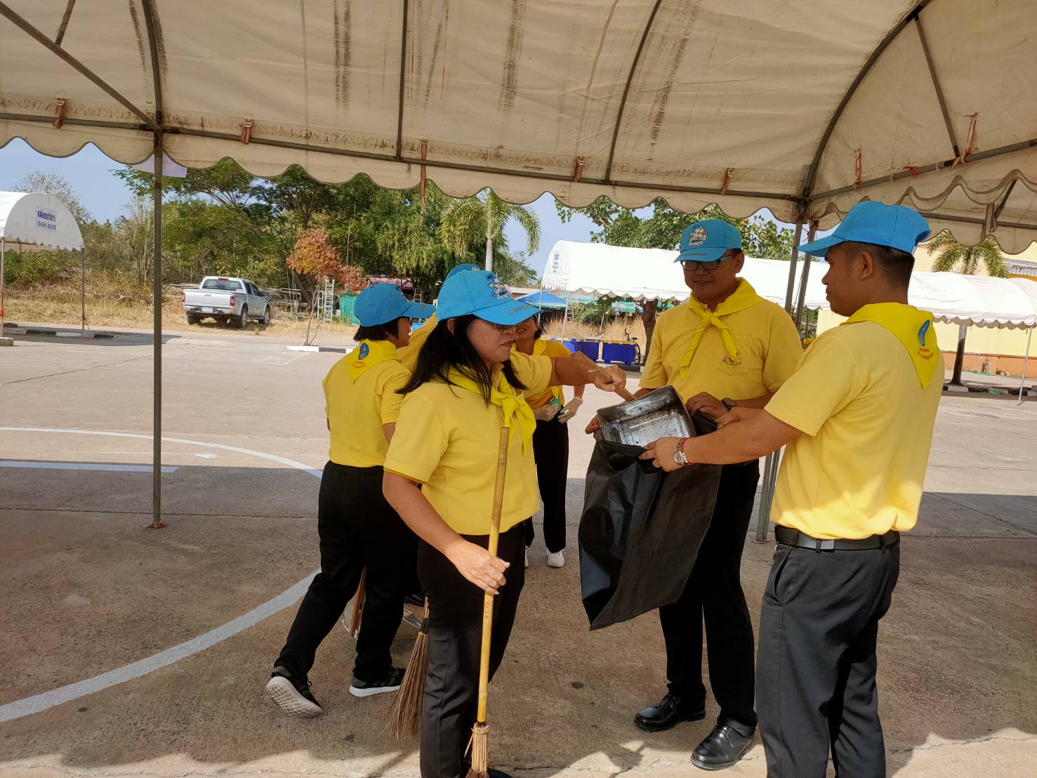 สำนักงานพัฒนาชุมชนจังหวัดยโสธรร่วมกิจกรรมจิตอาสา