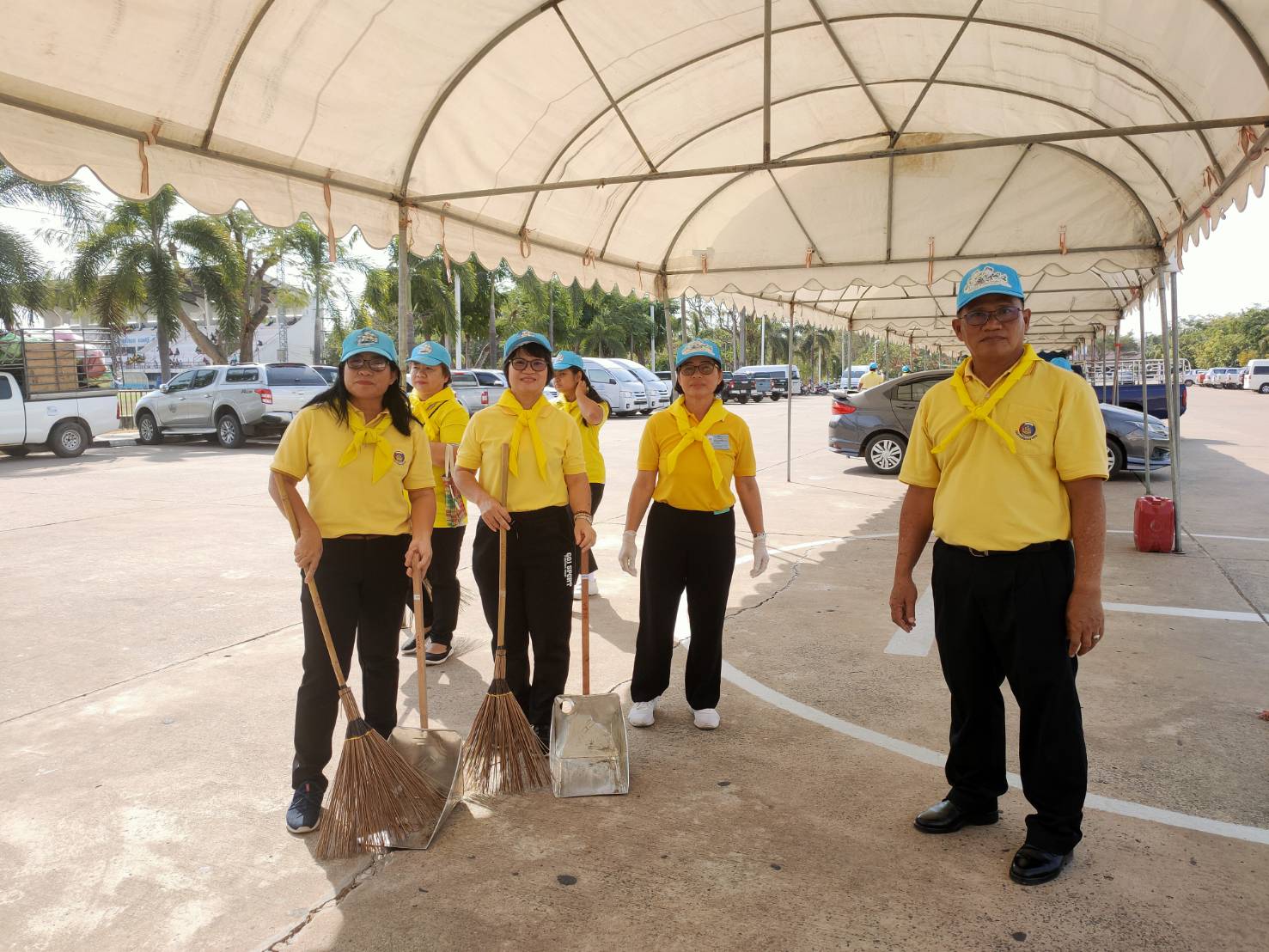 สำนักงานพัฒนาชุมชนจังหวัดยโสธรร่วมกิจกรรมจิตอาสา