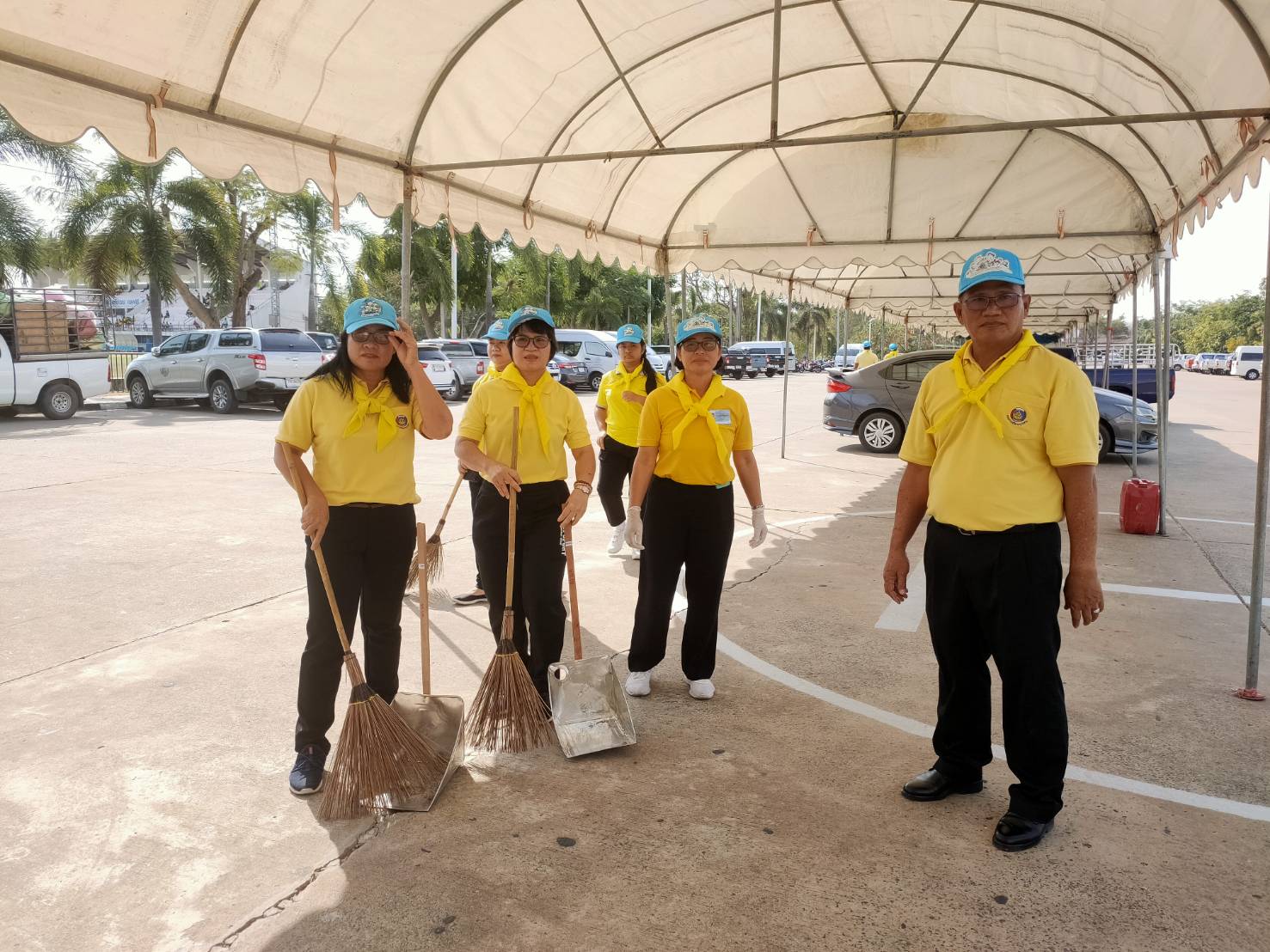 สำนักงานพัฒนาชุมชนจังหวัดยโสธรร่วมกิจกรรมจิตอาสา