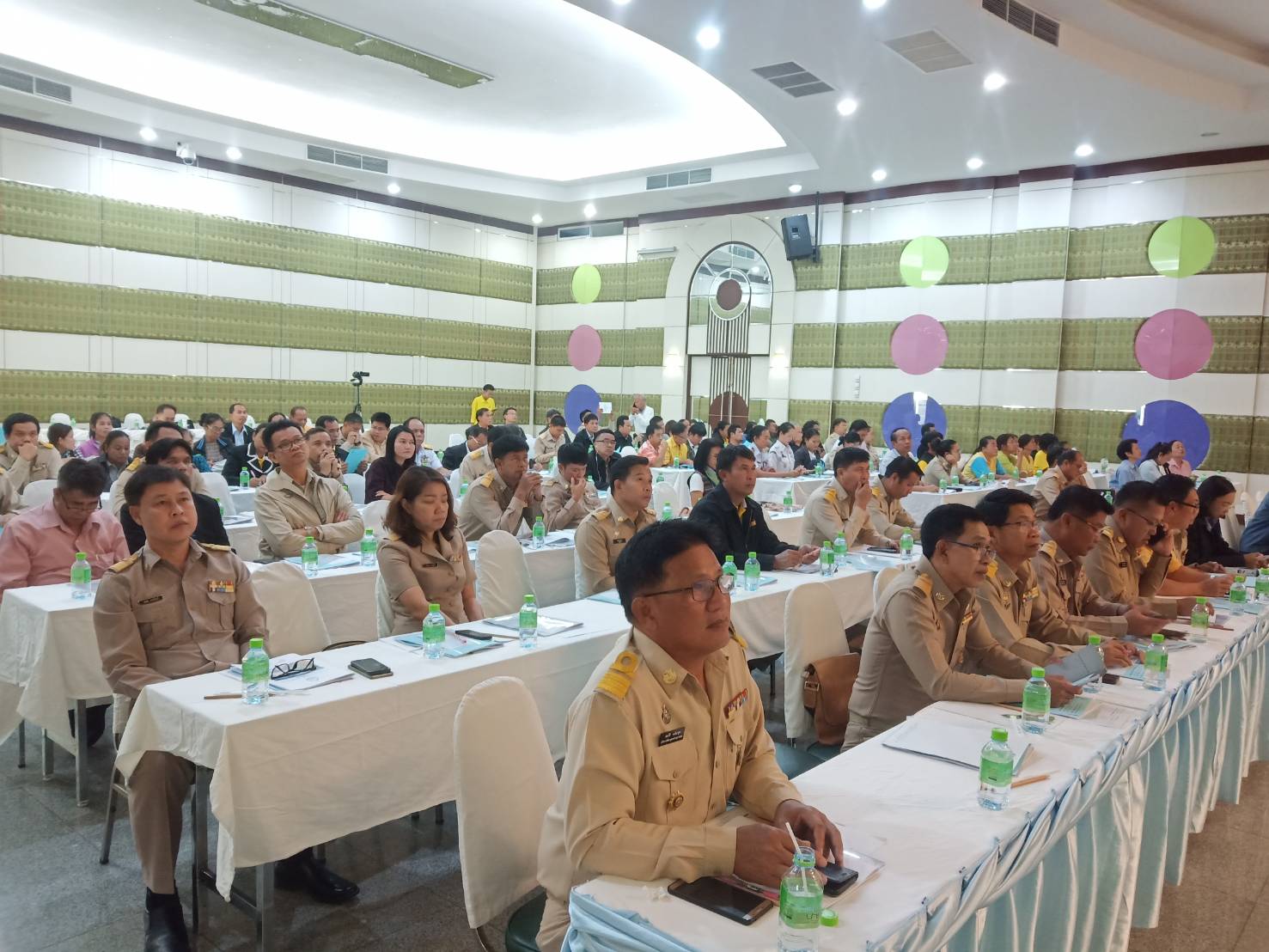 ร่วมประชุมปัจฉิมนิเทศโครงการศึกษาการประเมินสิ่งแวดล้อมระดับยุทธศาสตร์