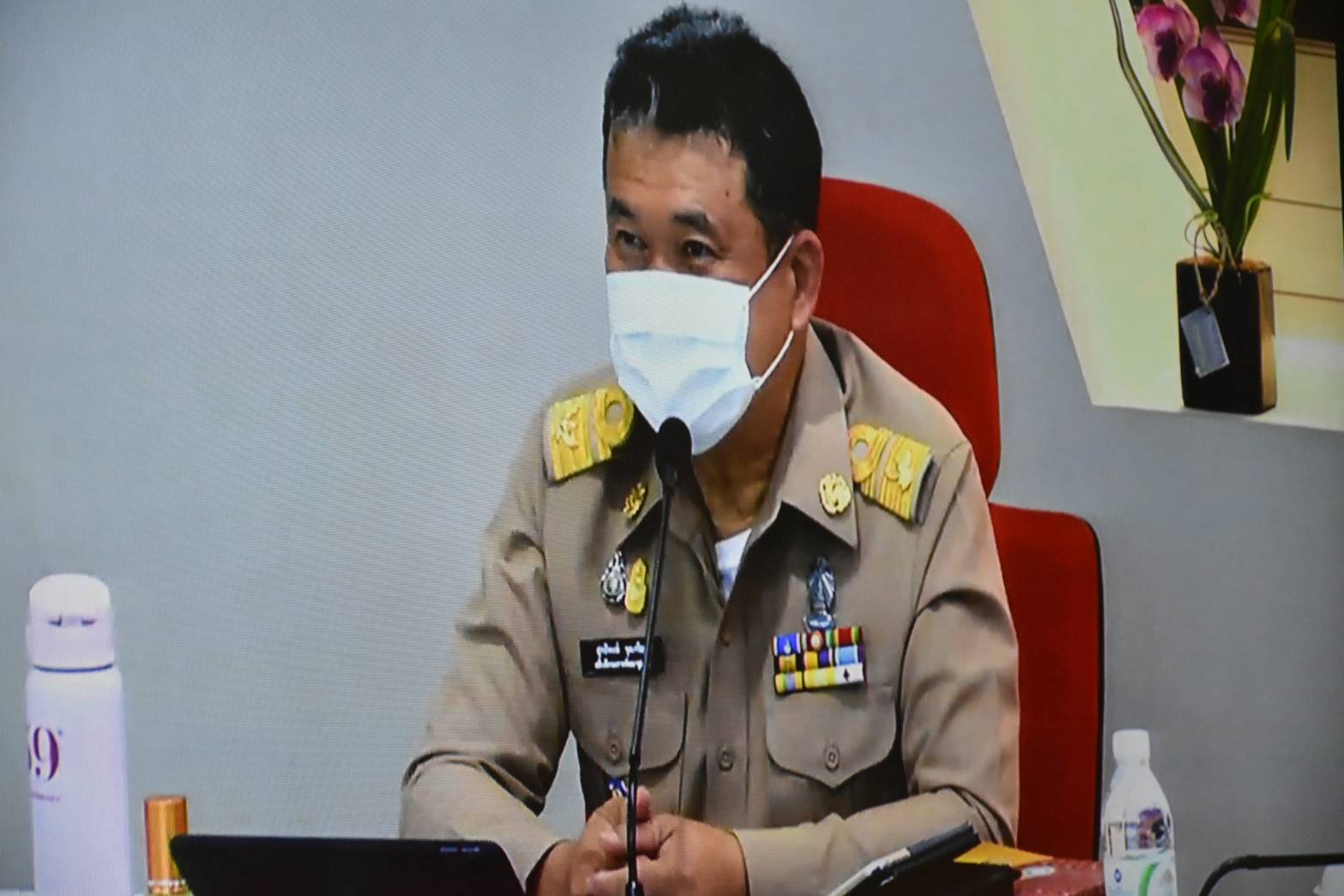 ยโสธร….ร่วมรับฟังการมอบนโยบายการขับเคลื่อนงานพัฒนาชุมชน ผ่านการประชุมระบบวีดิทัศน์ทางไกล (Video Conference) ครั้งที่ 4/2563