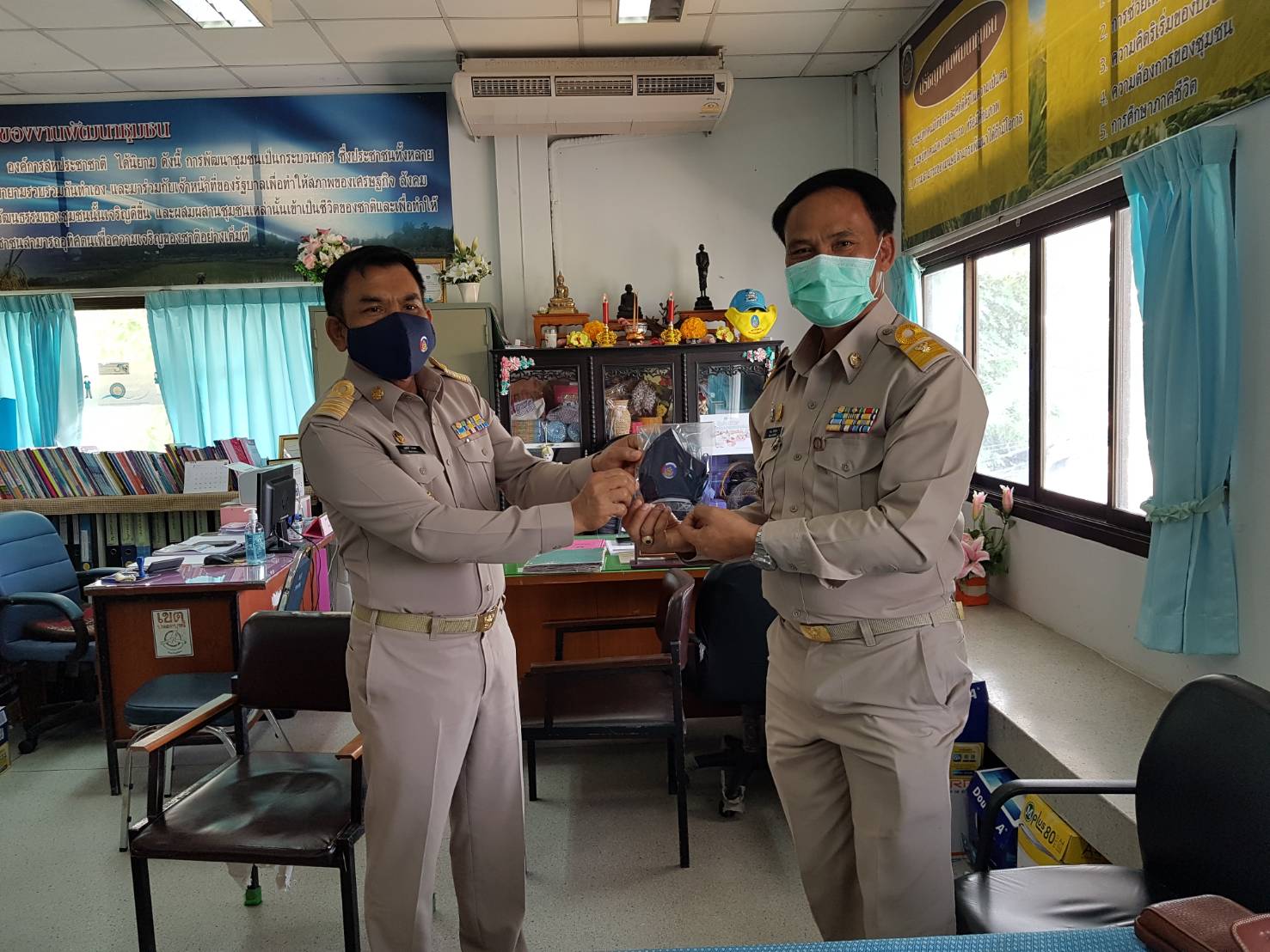 ยโสธร….เยี่ยมให้กำลังใจ เจ้าหน้าที่พัฒนาชุมชนอำเภอคำเขื่อนแก้ว