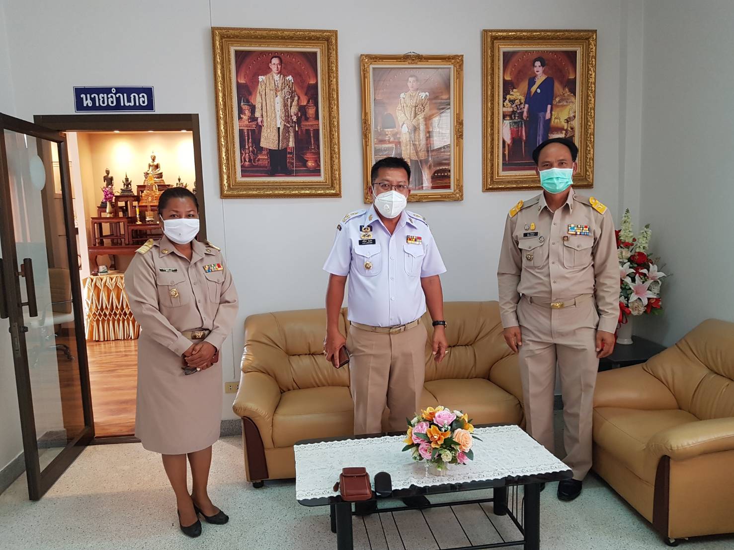 ยโสธร…นิเทศงานและติดตามการดำเนินงานตามยุทธศาสตร์กรมการพัฒนาชุมชนและเยี่ยมให้กำลังใจ