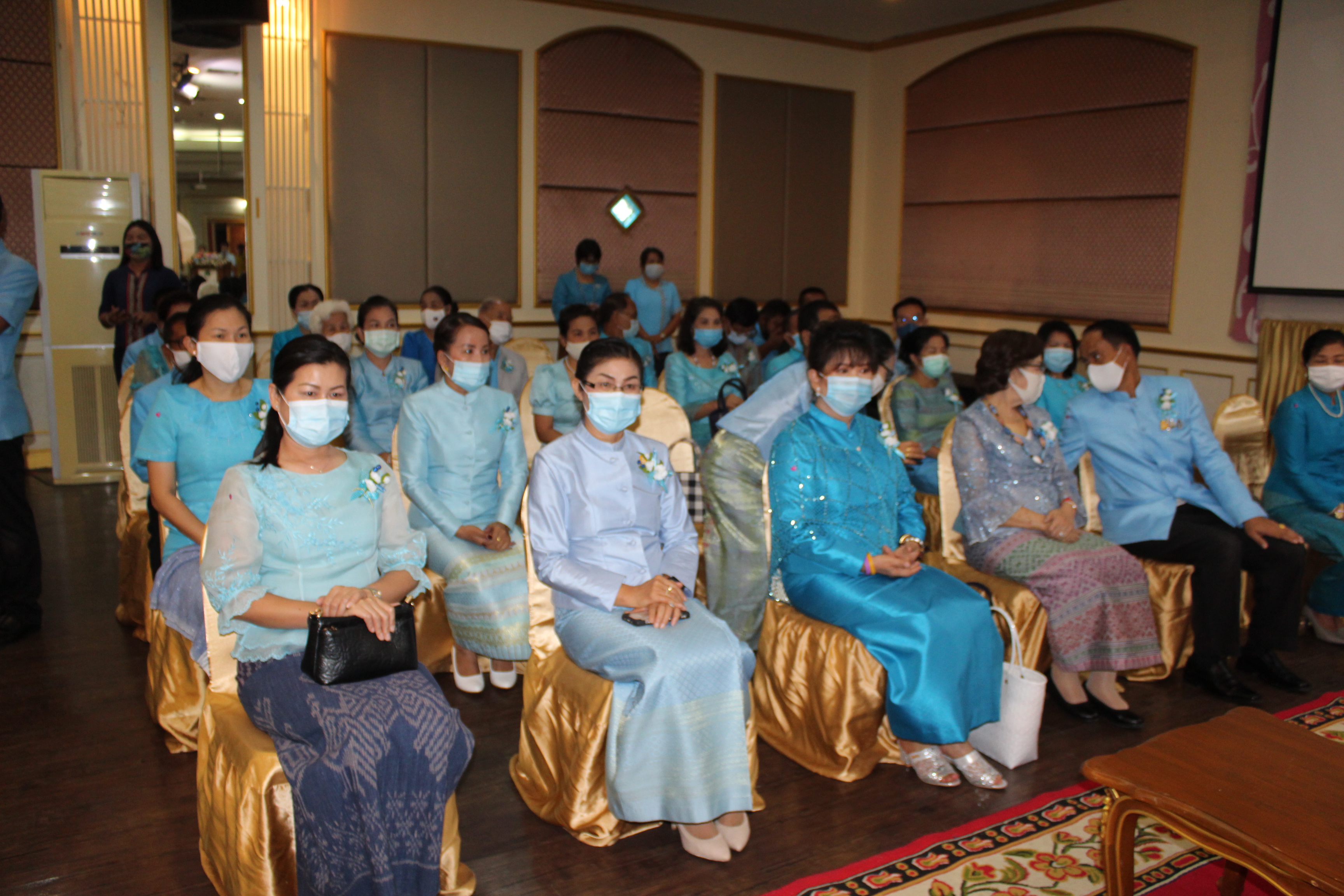 พช.ยโสธรผนึกพลังสตรียโสธรจัดกิจกรรม “รวมพลังไทยเทิดทูนพระเกียรติสมเด็จพระนางเจ้าสิริกิติ์ พระบรมราชินีนาถ พระบรมราชชนนีพันปีหลวง เนื่องในวันแม่แห่งชาติ ประจำปี 2563”