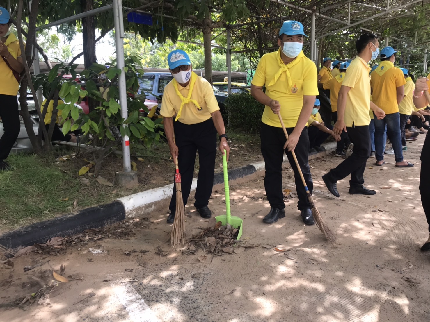 ยโสธรจิตอาสาพระราชทาน ร่วมกิจกรรมจิตอาสาพัฒนาโรงพยาบาล สถานพยาบาล ณ รพ. คำเขื่อนแก้ว จังหวัดยโสธ