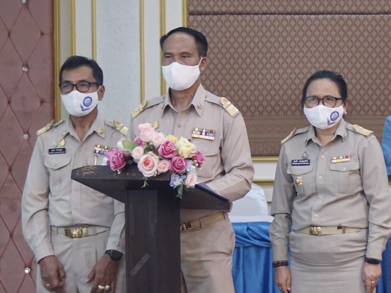 พช.ยโสธร จัดงาน “มหกรรมพัฒนาคุณภาพชีวิตคนยโสธร บนวิถีความพอเพียงประจำปี 2563 ภายใต้โครงการ พัฒนาคุณภาพชีวิตสร้างความเข้มแข็งของครอบครัวและชุมชน ให้ยั่งยืนตามแนวทางหลักปรัชญาเศรษฐกิจพอเพียง”