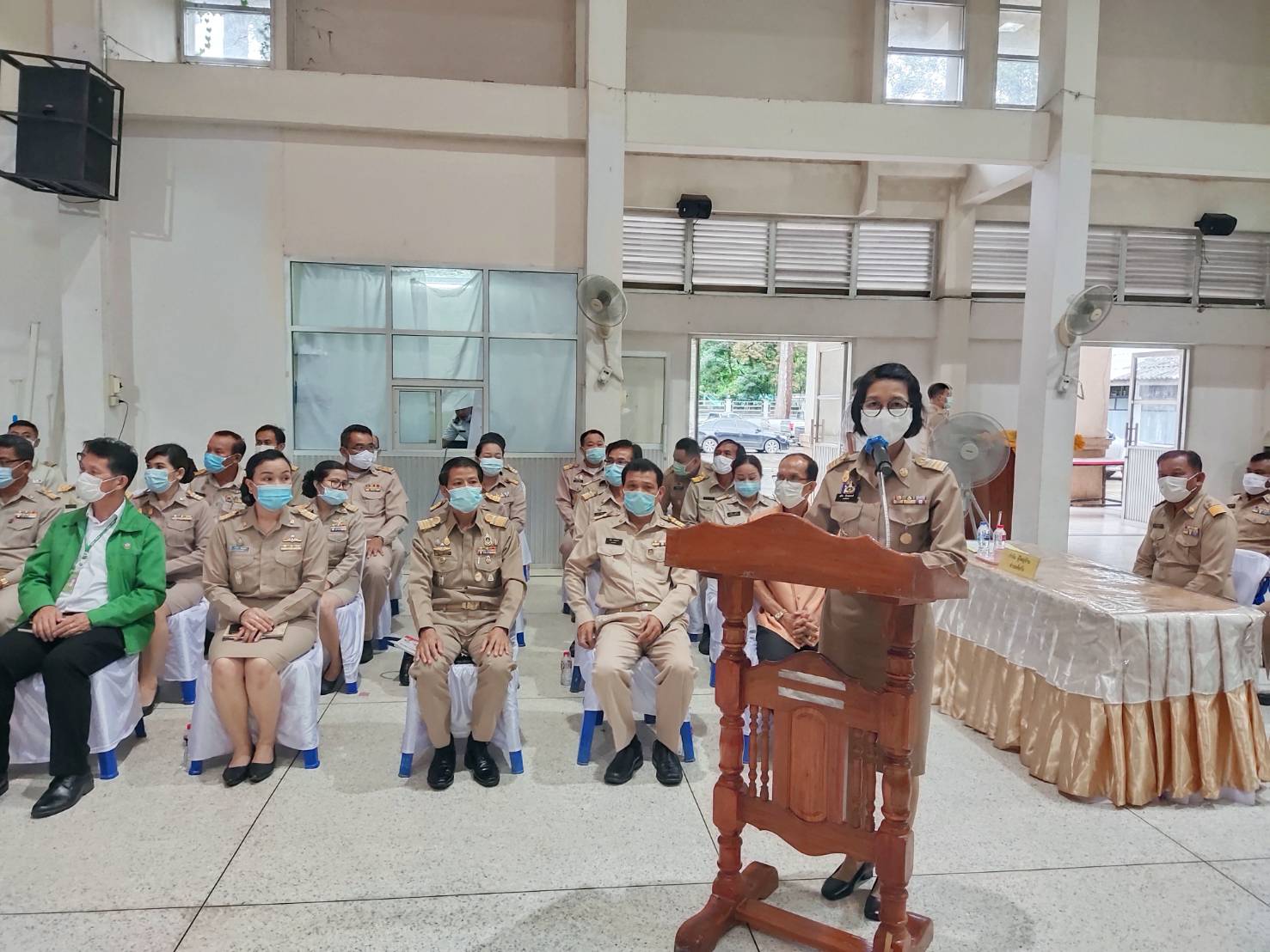 พจ.ยโสธร ร่วมตรวจเยี่ยมพบปะกำนัน ผู้ใหญ่บ้าน ฯลฯ  และผู้บริหารองค์กรปกครองส่วนท้องถิ่นในพื้นที่อำเภอค้อวัง