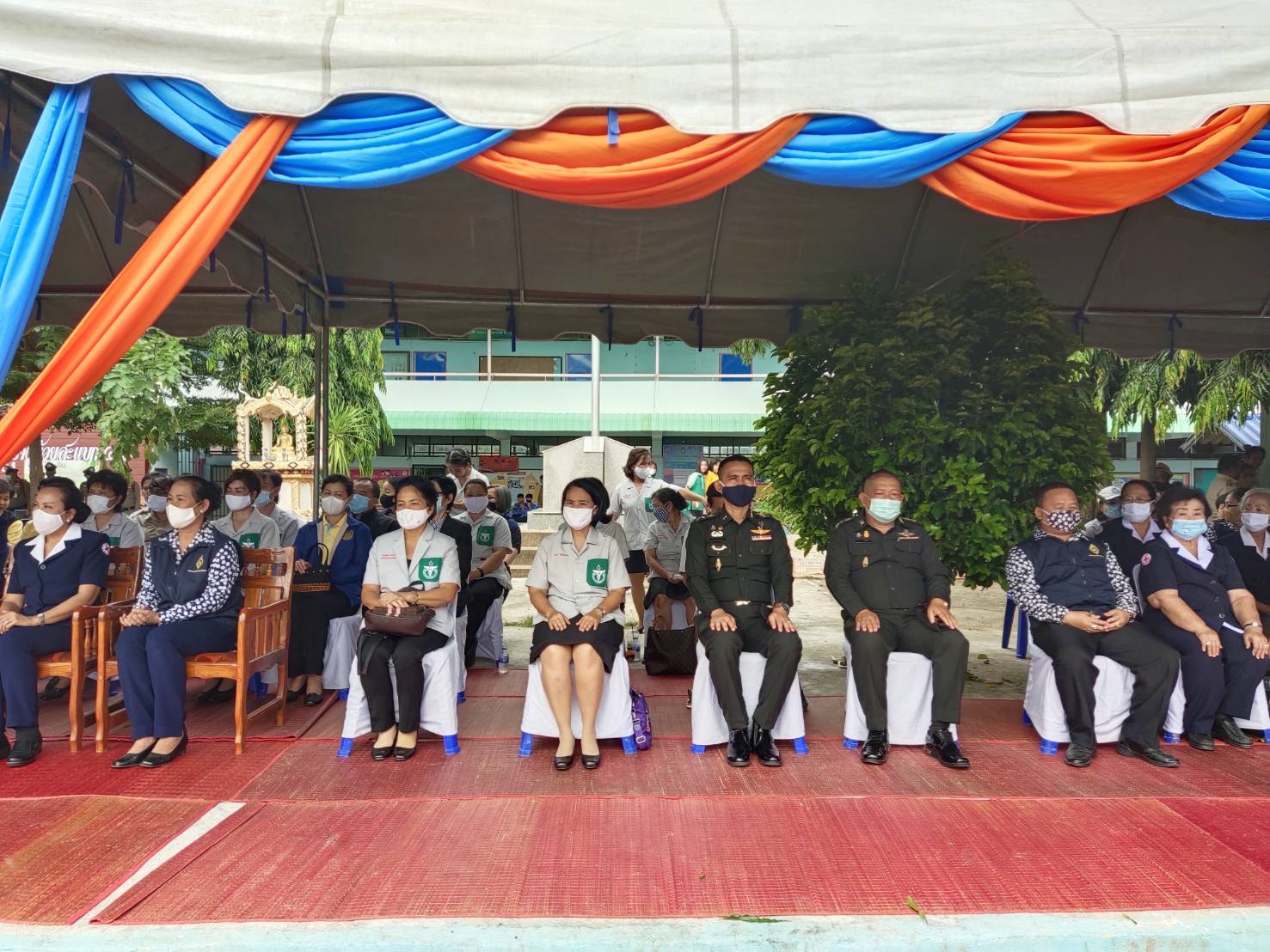 พจ.ยโสธร ร่วมกิจกรรมหน่วยแพทย์อาสาสมเด็จพระศรีนครินทราบรมราชชนนี(พอ.สว) ร่วมกับ โครงการจังหวัดเคลื่อนที่ “เพิ่มรอยยิ้ม เติมความสุข ให้คนยโสธร”