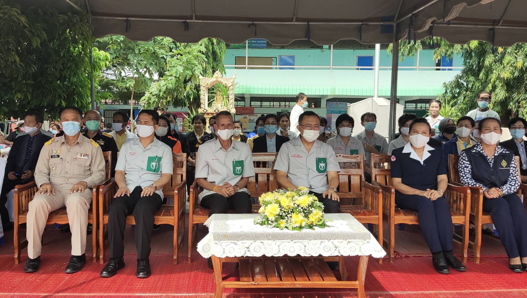 พจ.ยโสธร ร่วมกิจกรรมหน่วยแพทย์อาสาสมเด็จพระศรีนครินทราบรมราชชนนี(พอ.สว) ร่วมกับ โครงการจังหวัดเคลื่อนที่ “เพิ่มรอยยิ้ม เติมความสุข ให้คนยโสธร”