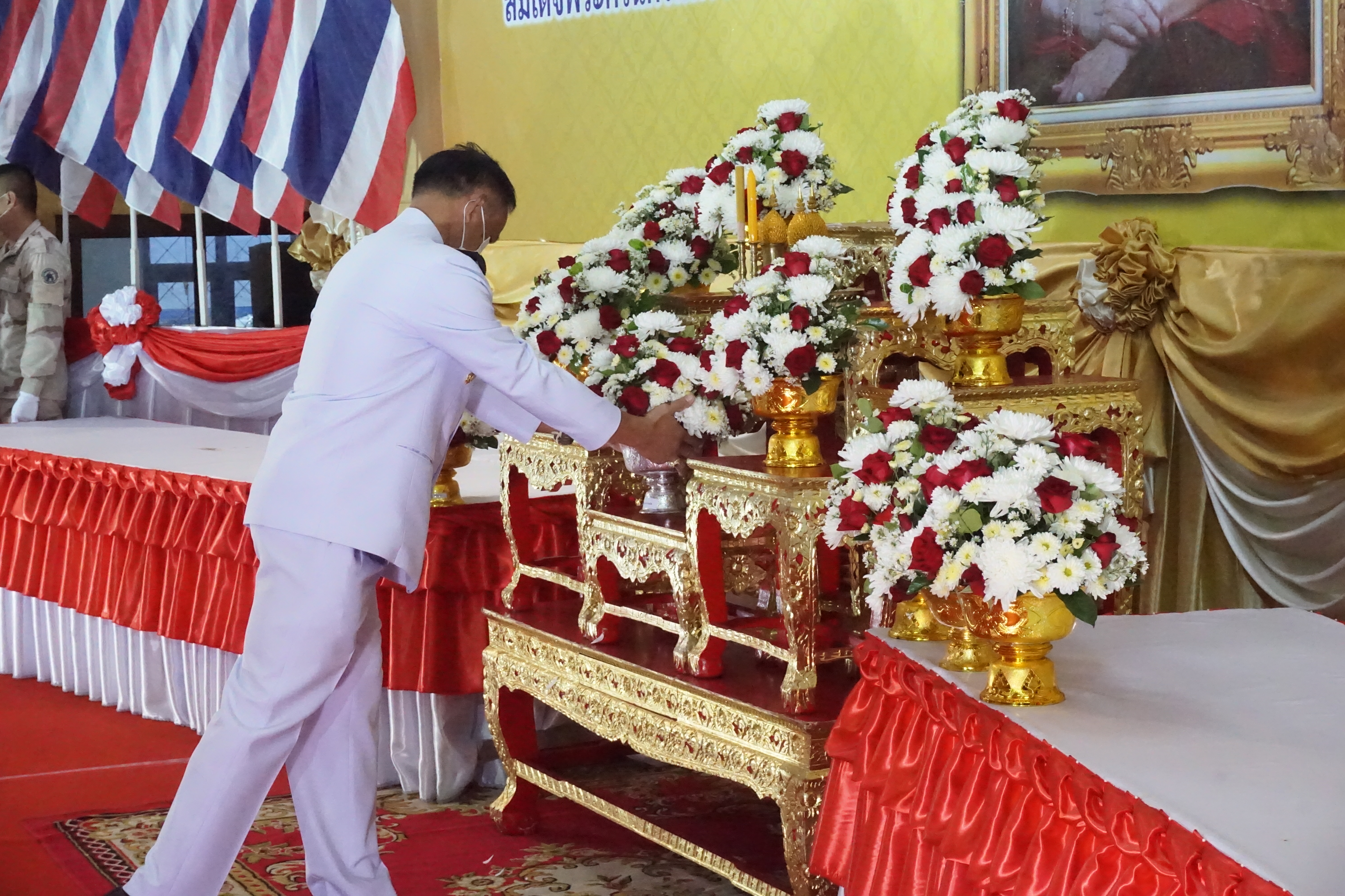 พช.ยโสธร ร่วมกิจกรรมน้อมรำลึกเนื่องในวันคล้ายวันพระราชสมภพ ครบ 120 ปี สมเด็จพระศรีนครินทราบรมราชชนนี