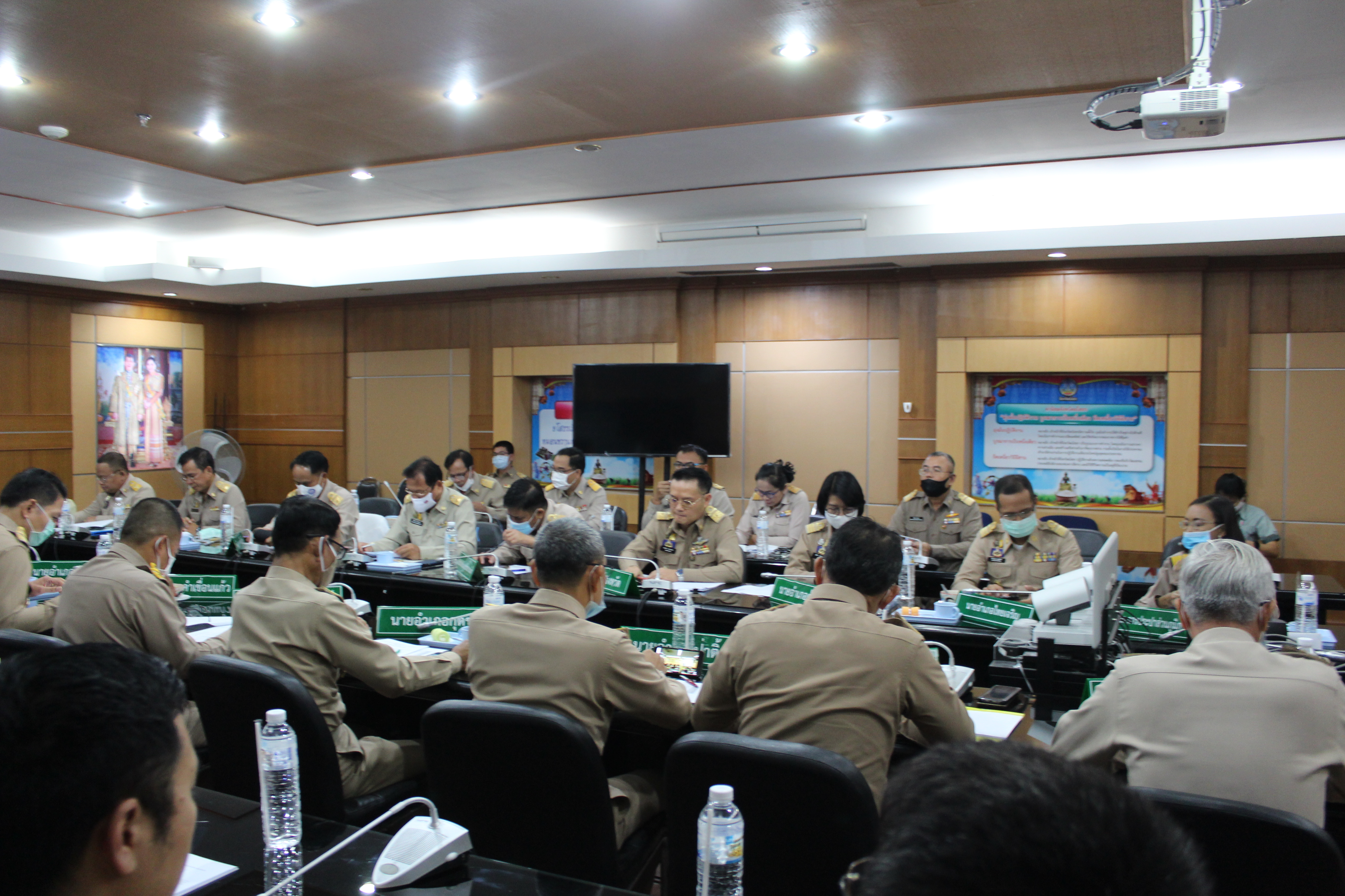 พจ.ยโสธร ร่วมประชุมหัวหน้าส่วนราชการ หัวหน้าหน่วยงานรัฐวิสาหกิจ ในสังกัดกระทรวงมหาดไทยและนายอำเภอ ประจำเดือน ตุลาคม 2563