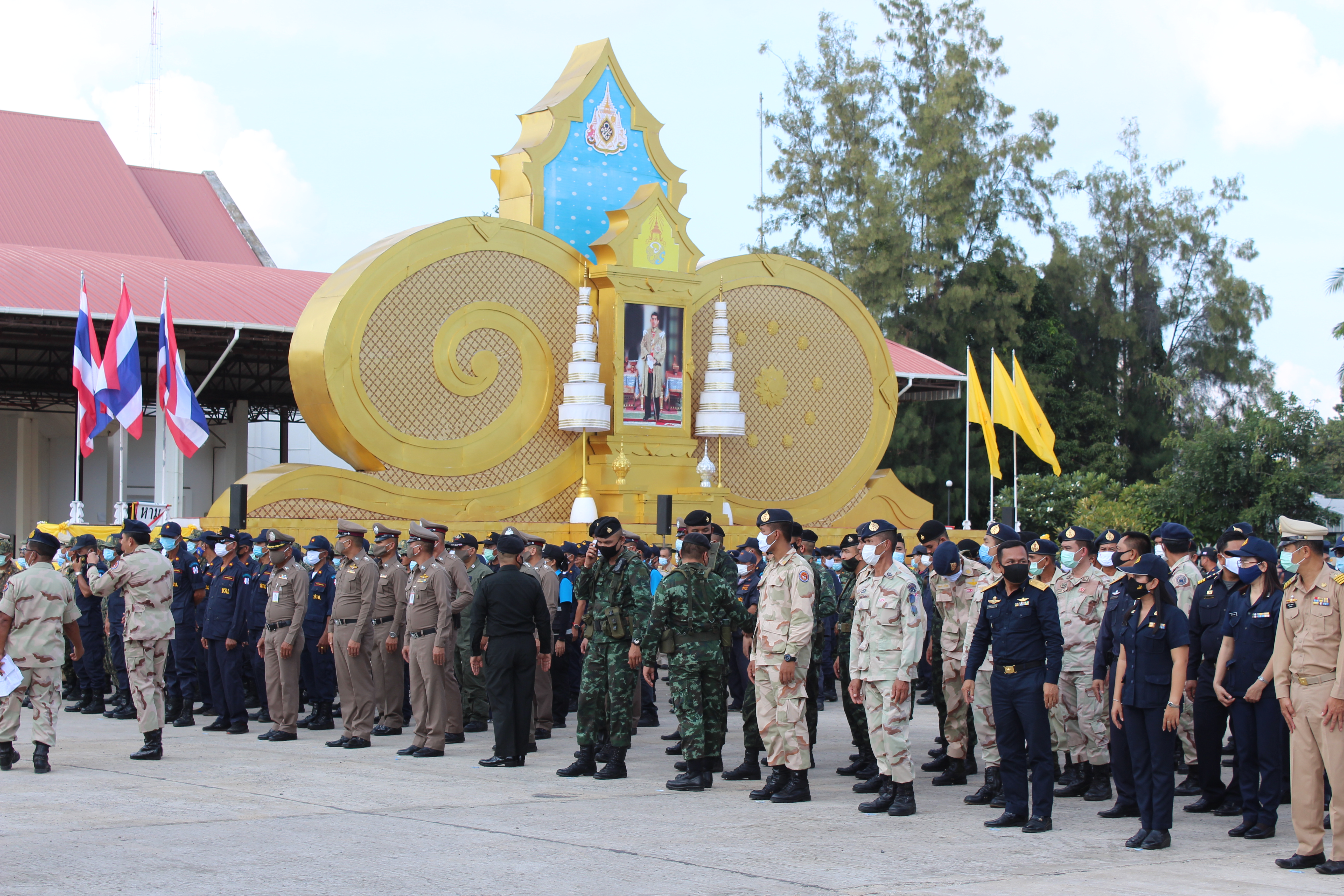 พช.ยโสธร ร่วมพิธีปล่อยแถวปฏิบัติการ “พิทักษ์ยศสุนทร” เพื่อรักษาความสงบเรียบร้อยการป้องกันและปราบปรามยาเสพติดฯ จังหวัดยโสธร