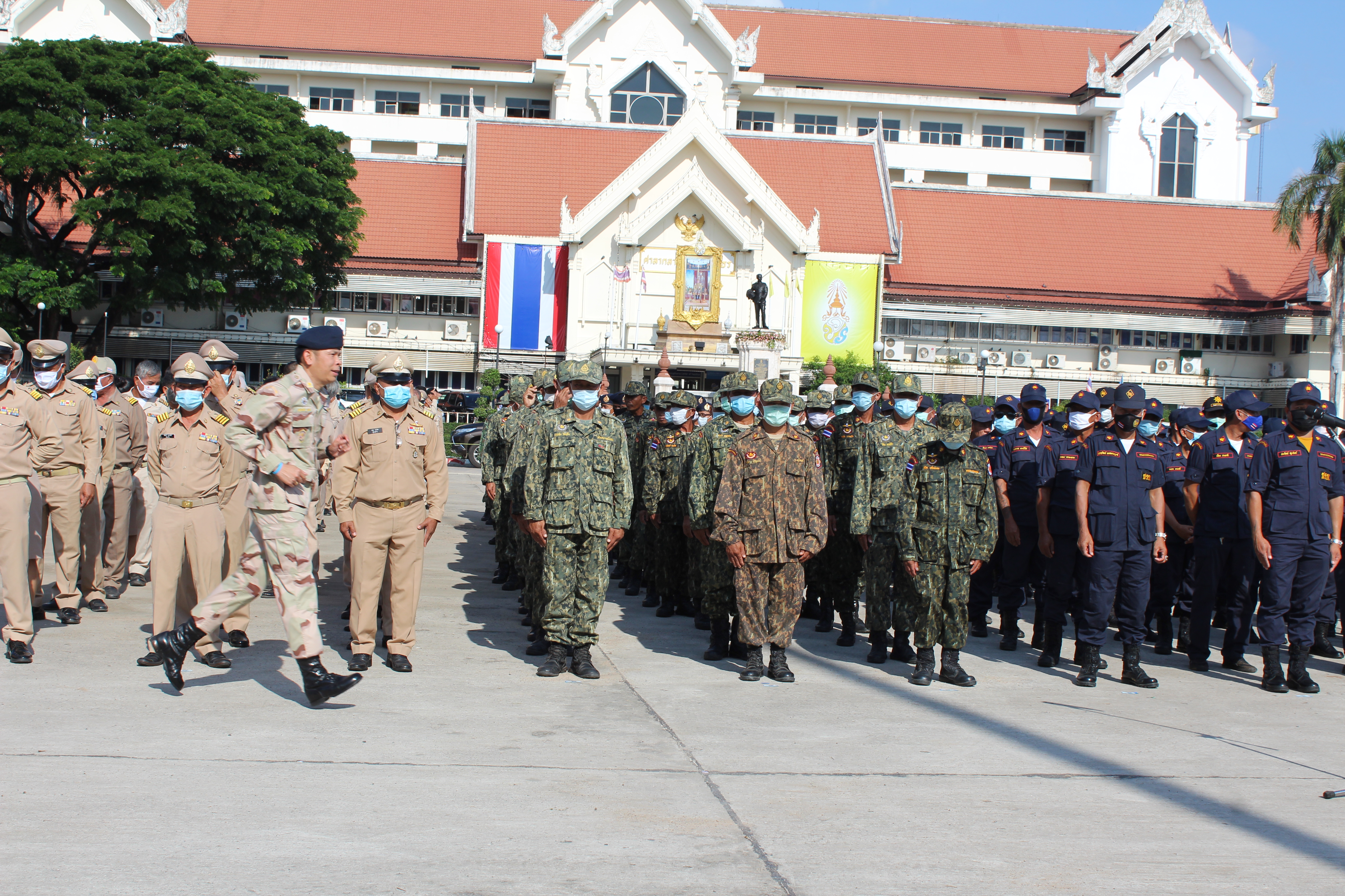 พช.ยโสธร ร่วมพิธีปล่อยแถวปฏิบัติการ “พิทักษ์ยศสุนทร” เพื่อรักษาความสงบเรียบร้อยการป้องกันและปราบปรามยาเสพติดฯ จังหวัดยโสธร