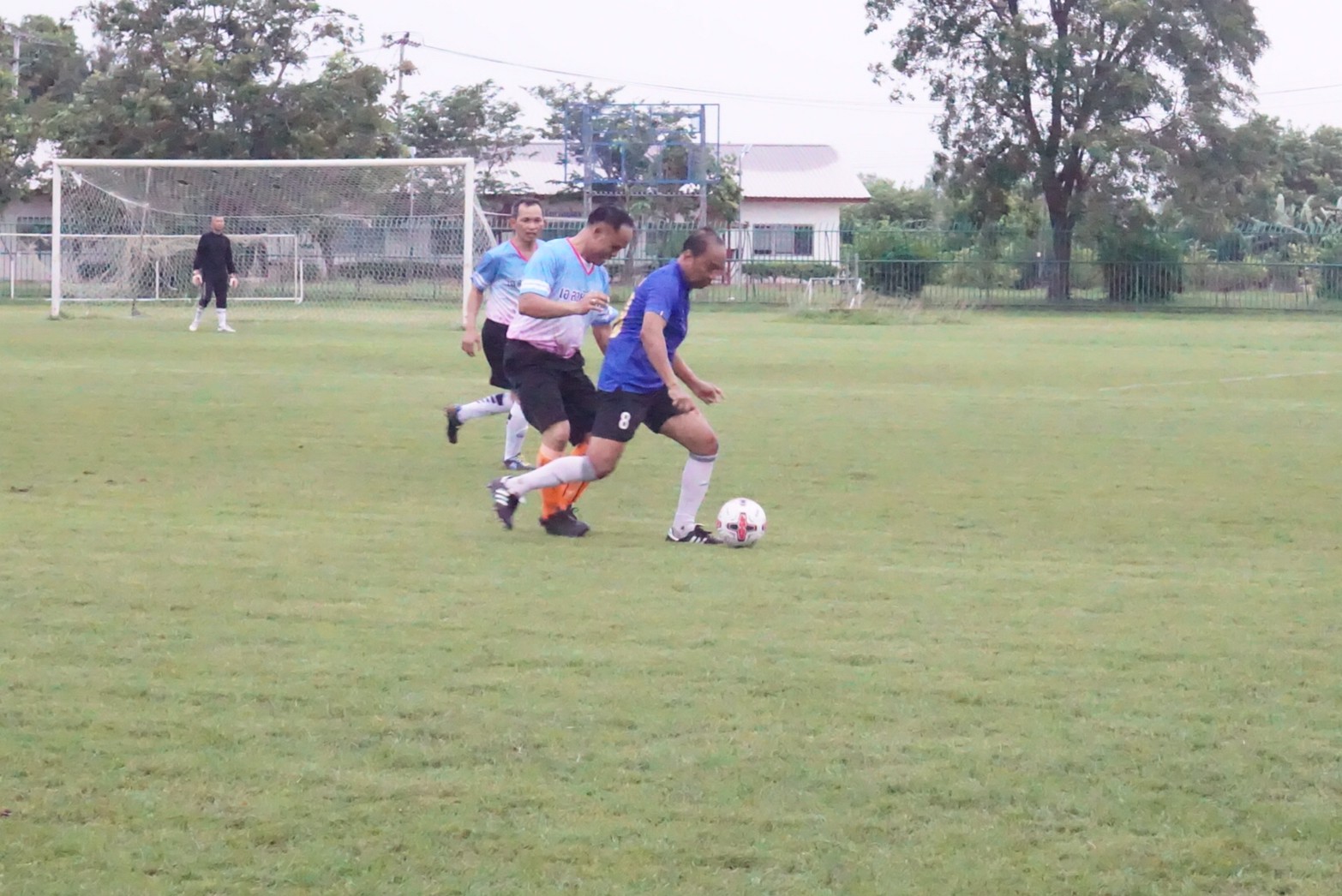 พช.ยโสธร จัดแข่งขันกีฬาฟุตบอลเสริมสร้างความสามัคคีและ เชื่อมความสัมพันธ์ เนื่องในวันสถาปนากรมการพัฒนาชุมชน ครบรอบ 58 ปี