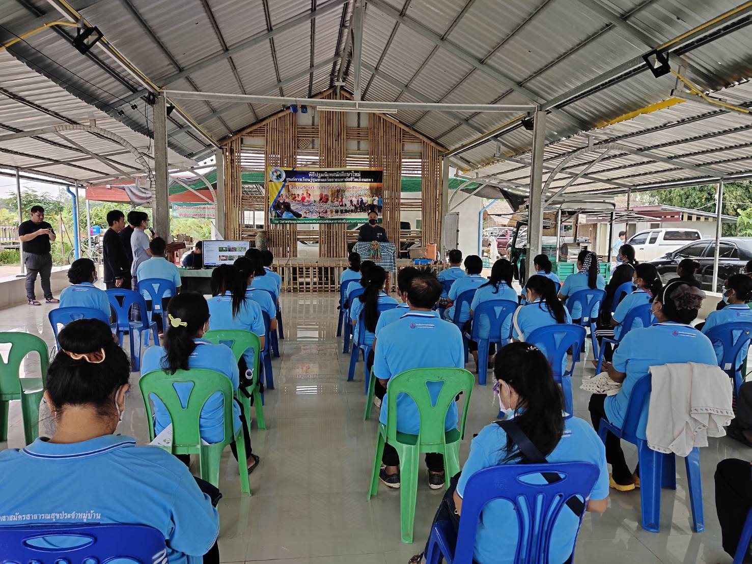 พจ.ยโสธร เปิดการอบรมการดำเนินงานการเกษตรอินทรีย์  วิถีเศรษฐกิจพอเพียง ตามศาสตร์พระราชา