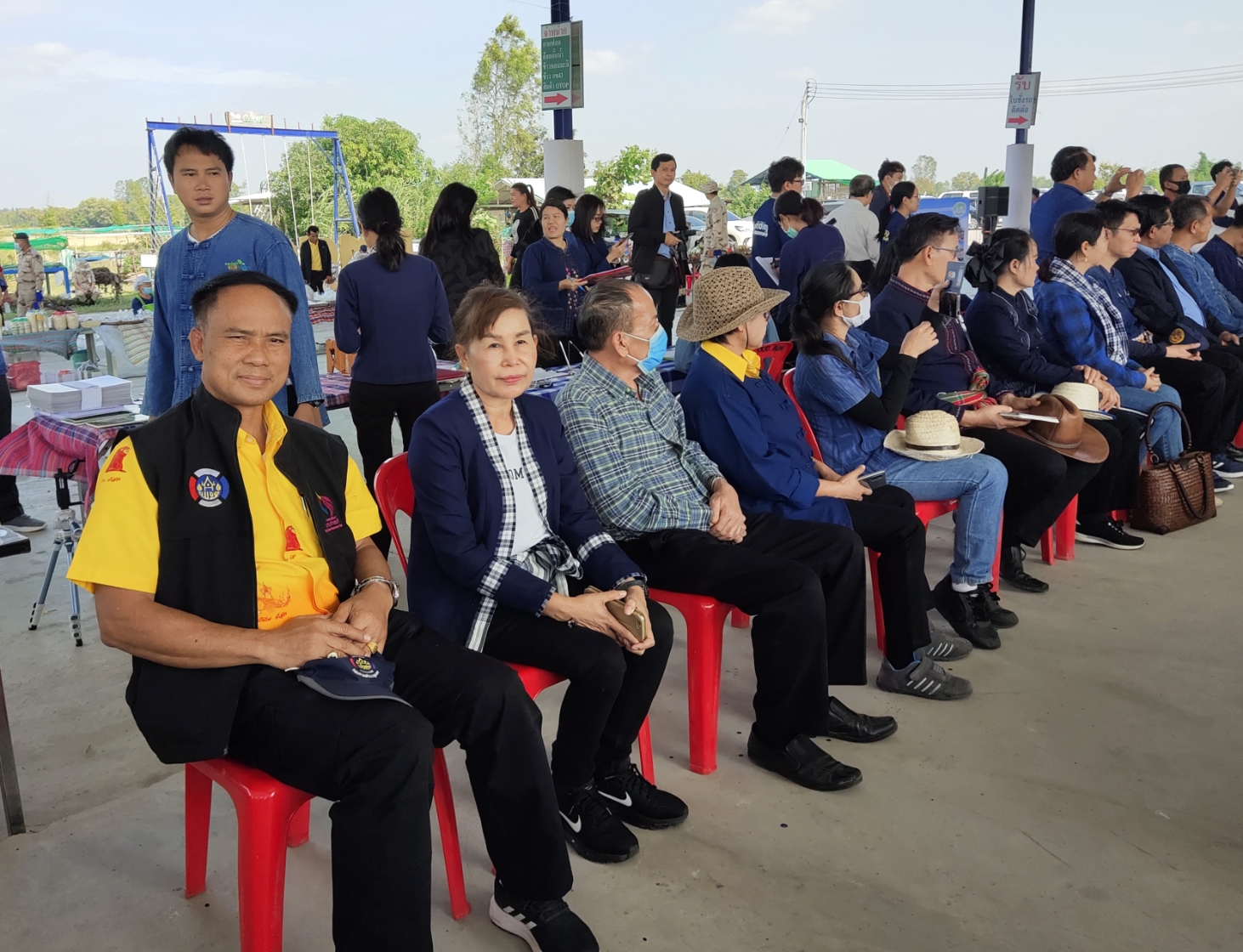 พจ.ยโสธร ร่วมกิจกรรมลงเคียว เกี่ยวข้าว ปี 2563