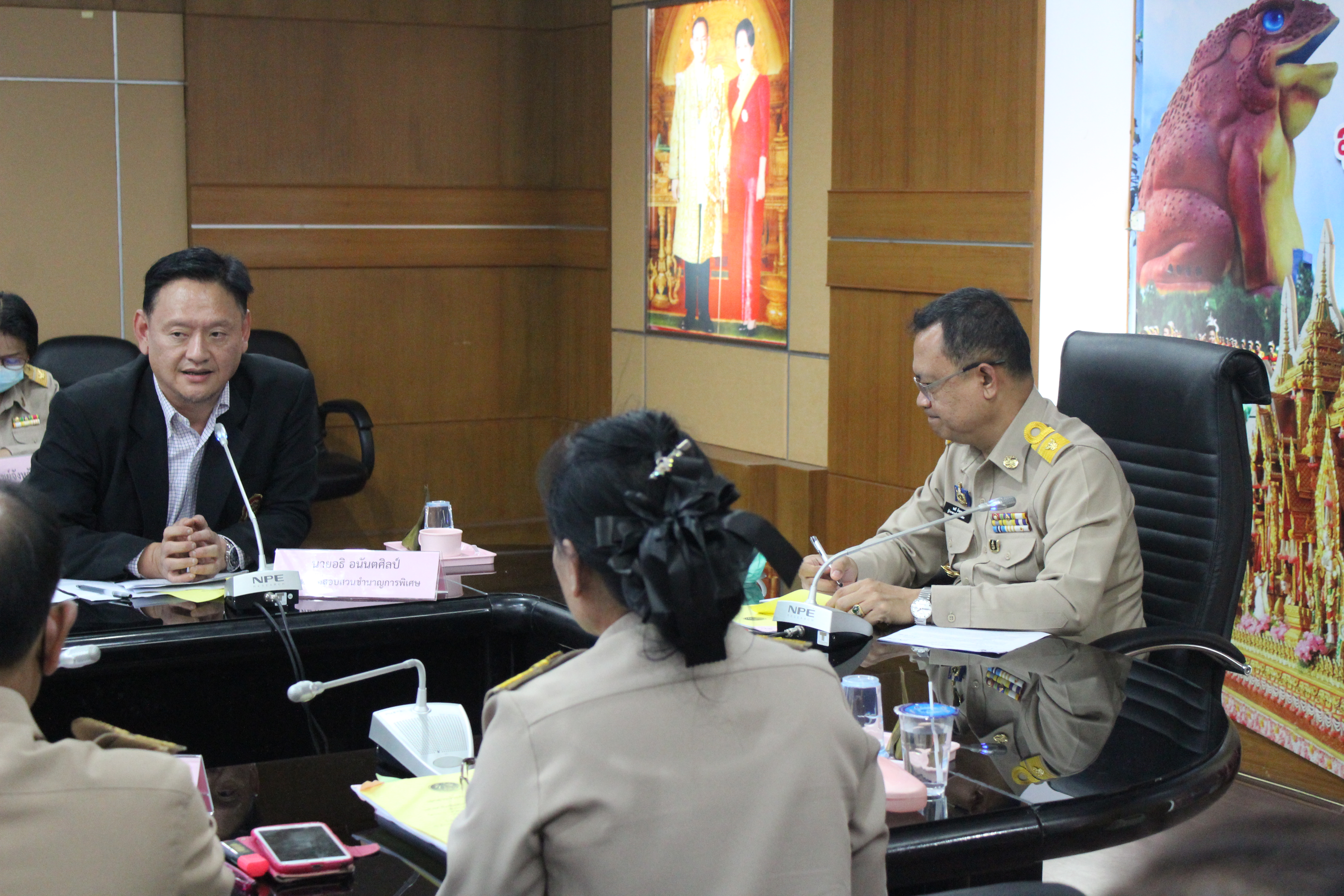 พจ.ยโสธร ร่วมประชุมแสวงหาข้อเท็จจริงและหารือร่วมกับคณะเจ้าหน้าที่  สำนักงานผู้ตรวจการแผ่นดิน โครงการ “มาตรการคุ้มครองและพิทักษ์สิทธิ ของผู้บริโภคเกี่ยวกับสินค้าเกษตร” จังหวัดยโสธร