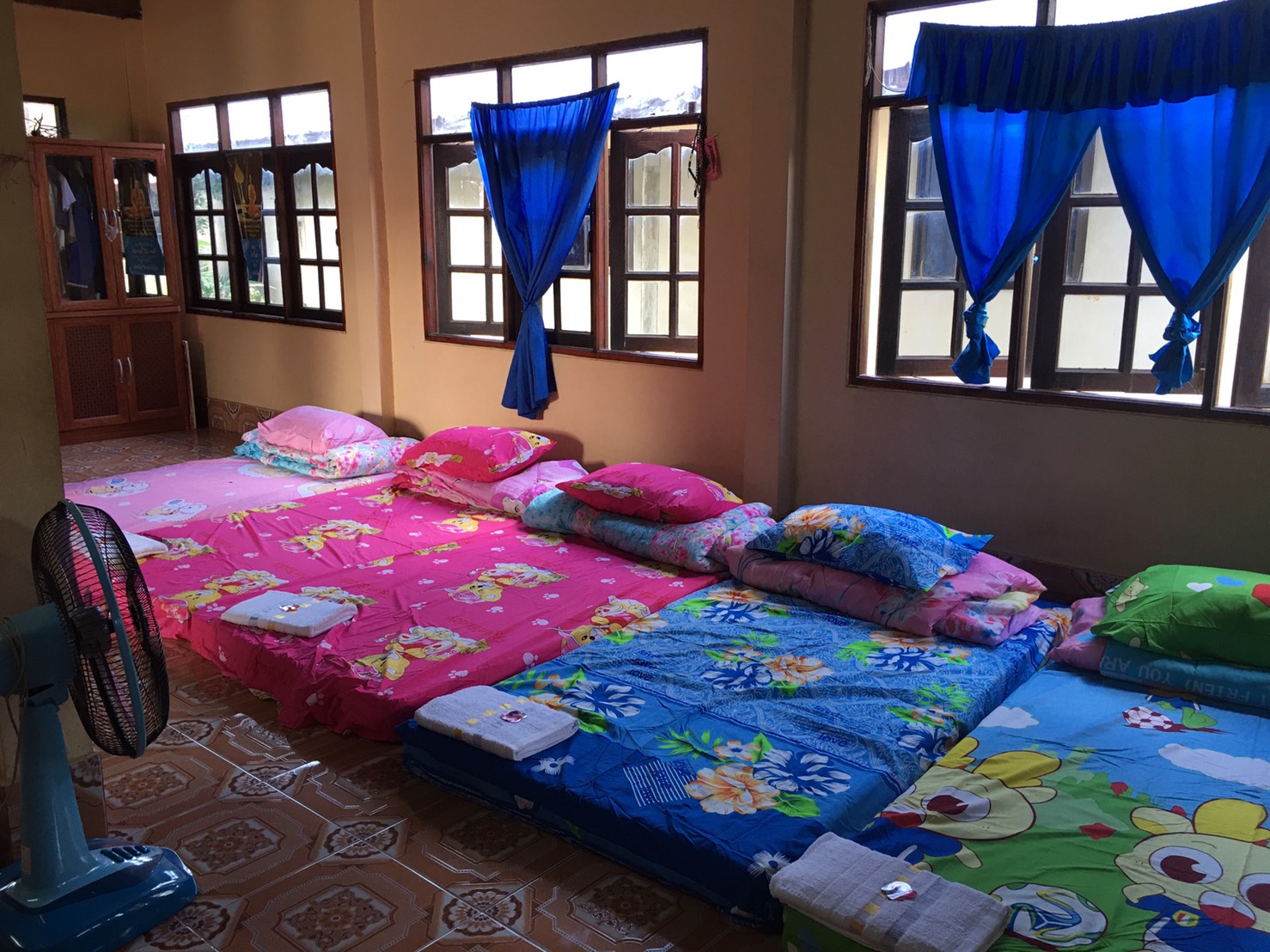 พจ.ยโสธร ร่วมประชุมและลงพื้นที่ตรวจประเมินโฮมสเตย์ไทย  ประจำปีงบประมาณ 2563