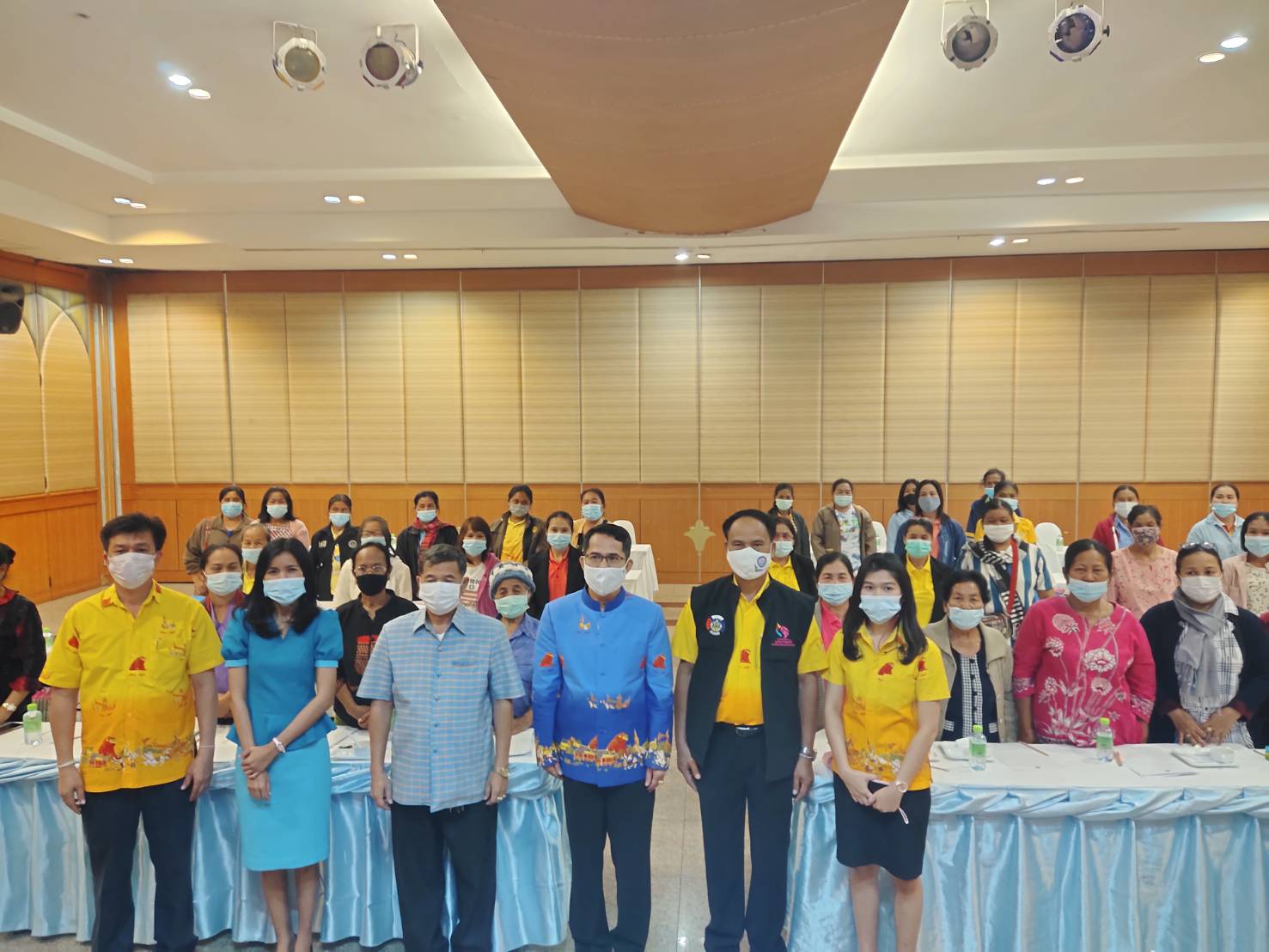 พช.ยโสธร เปิดโครงการพัฒนาทักษะอาชีพแก่สมาชิกกองทุนพัฒนาบทบาทสตรี และบรรยายการดำเนินงานกองทุนพัฒนาบทบาทสตรี