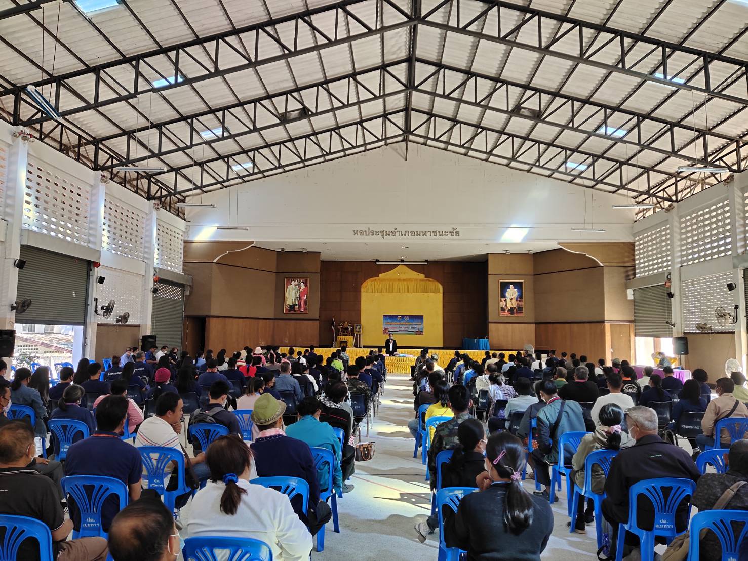 พจ.ยโสธร ร่วมประชุมชี้แจงสร้างความเข้าใจพนักงานจ้างเหมาบริการตามโครงการ “โคก หนอง นา โมเดล”