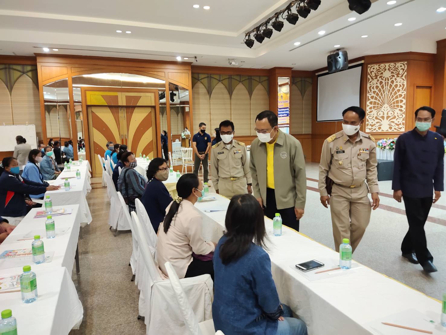 พช.ยโสธร จัดโครงการพัฒนาด้านการท่องงเที่ยวและบริการ กิจกรรมหลัก ยกระดับมาตรฐานสินค้าและบริการด้านการท่องเที่ยว และการค้าสู่สากล กิจกรรมย่อยพัฒนาผู้ประกอบการ OTOP ภายใต้แผนปฏิบัติราชการจังหวัด ประจำปีงบประมาณ พ.ศ. 2564