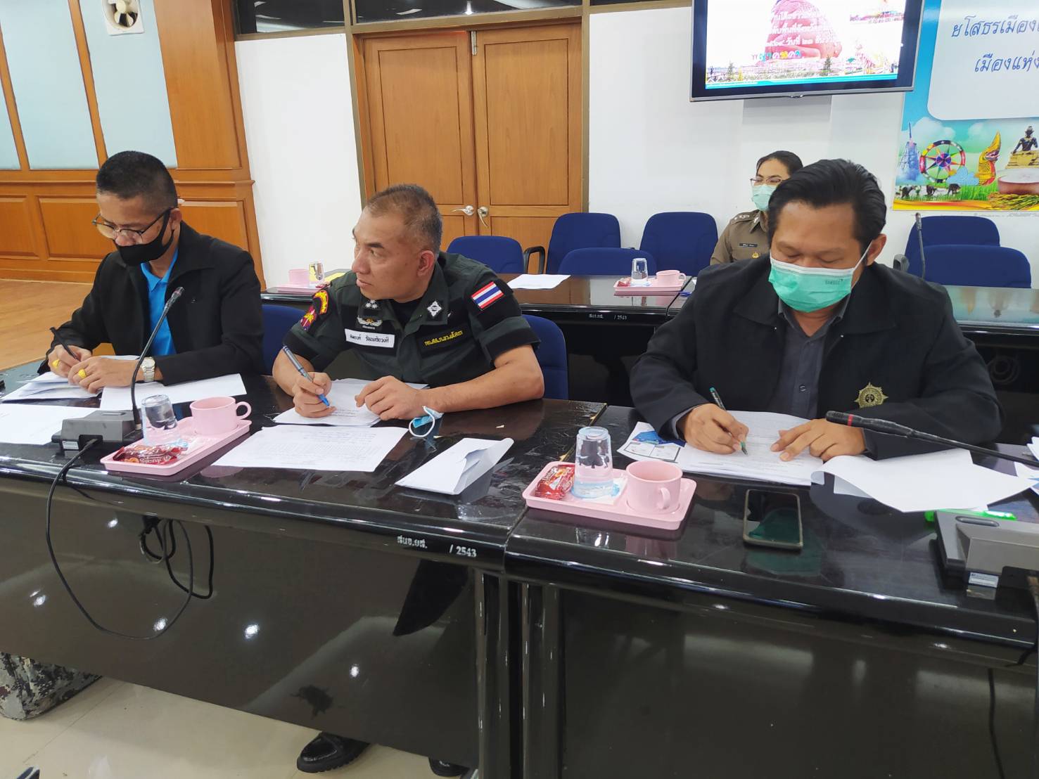 พช.ยโสธร ร่วมประชุมคณะทำงานโต๊ะข่าวเพื่อเฝ้าระวังปัญหา ยาเสพติดระดับพื้นที่จังหวัดยโสธร ครั้งที่ 3/2564