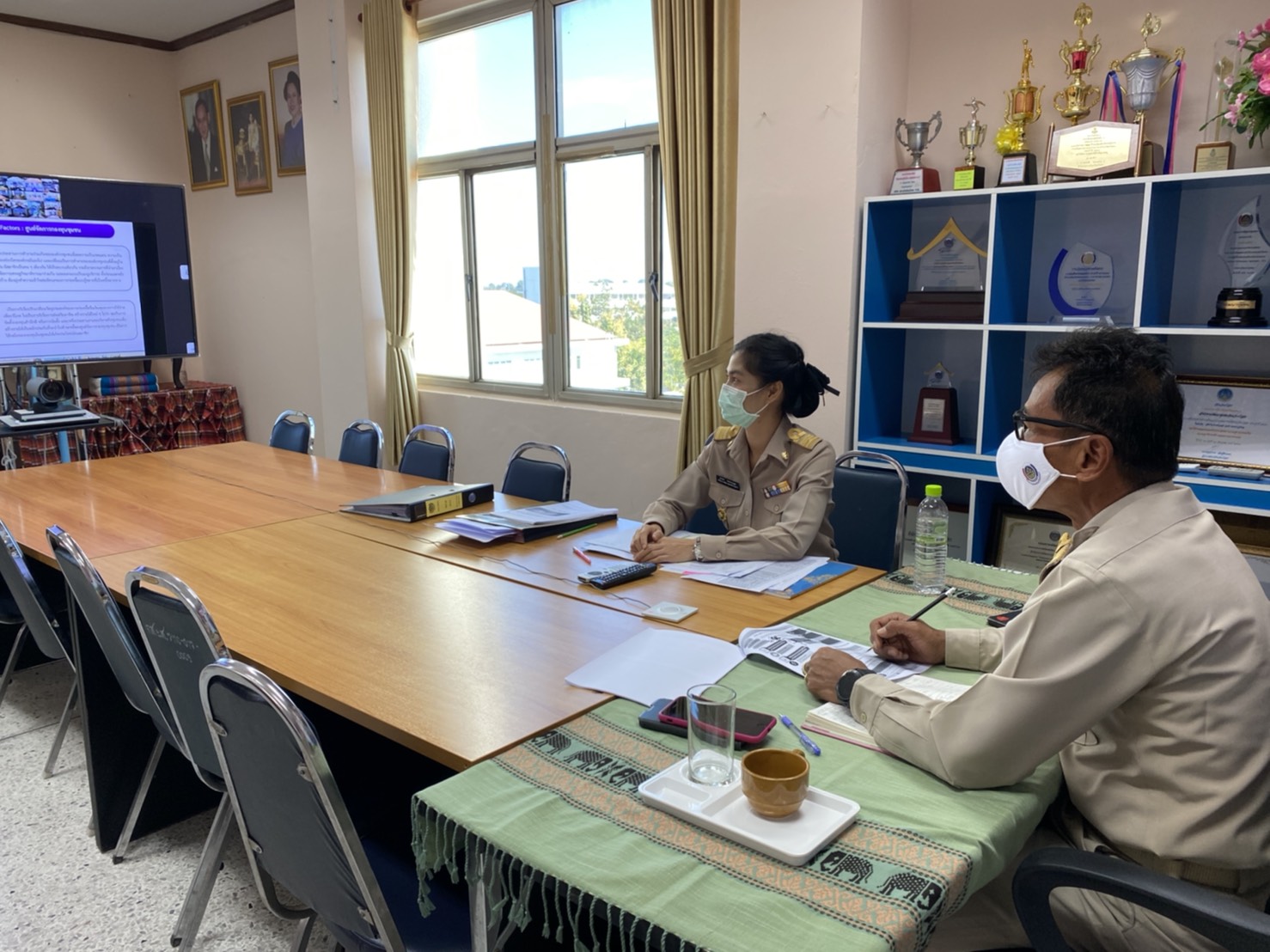 พช.ยโสธร ร่วมประชุมรับฟังการซักซ้อมแนวทางการขับเคลื่อนกองทุนแม่ของแผ่นดิน ประจำปี 2564