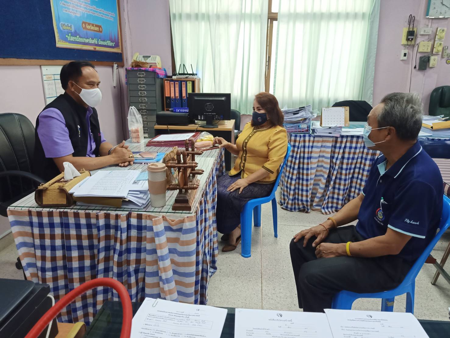 พจ.ยโสธร ติดตามการทอผ้ามัดหมี่ลายขอเจ้าฟ้าสิริวัณณวรีฯ