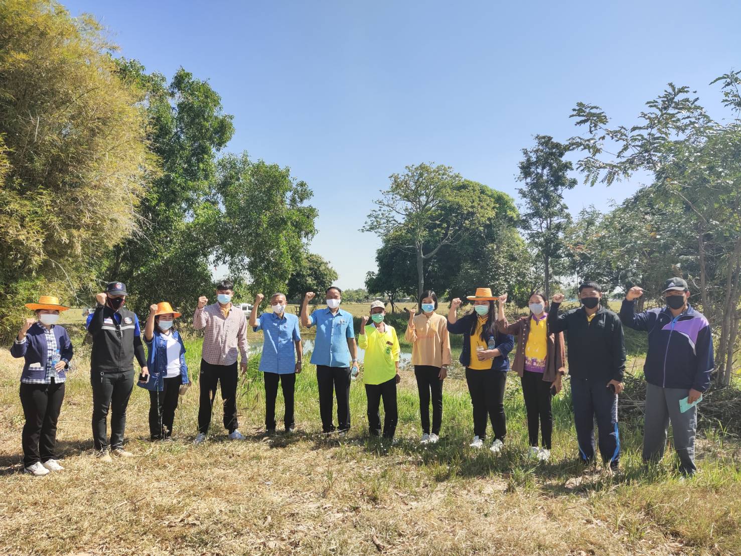 พจ.ยโสธร ลงพื้นที่อำเภอค้อวัง เพื่อติดตามการดำเนินงานและร่วม พบปะ ให้คำแนะนำ ในการขับเคลื่อนโครงการ “โคก หนอง นา โมเดล”