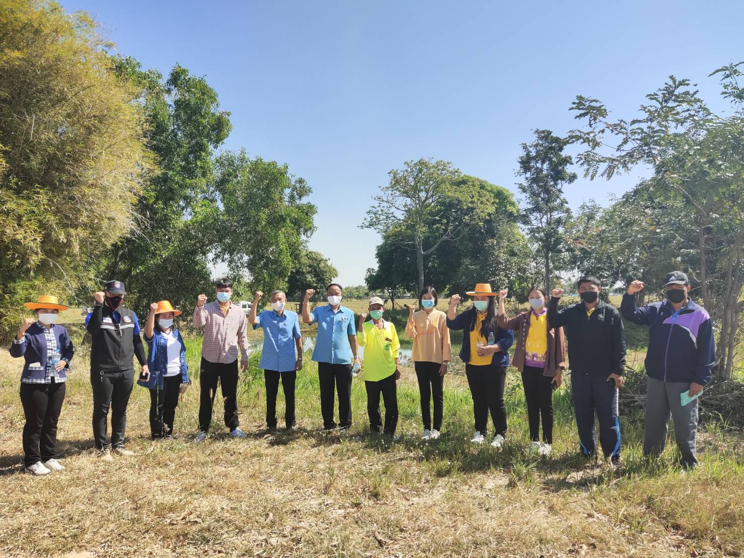 พจ.ยโสธร ลงพื้นที่อำเภอค้อวัง เพื่อติดตามการดำเนินงานและร่วม พบปะ ให้คำแนะนำ ในการขับเคลื่อนโครงการ “โคก หนอง นา โมเดล”
