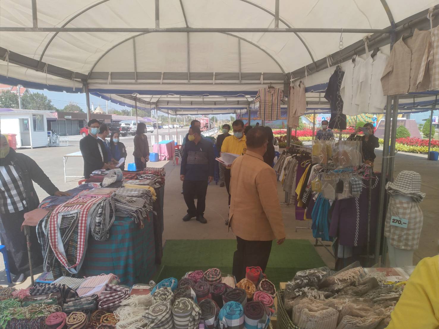 พช.ยโสธร ร่วมต้อนรับคณะผู้เข้าร่วมประชุมคณะกรรมการร่วมภาครัฐและเอกชนเพื่อแก้ไขปัญหาทางเศรษฐกิจของกลุ่มจังหวัด (กรอ.กลุ่มจังหวัด) สัญจร ที่วิมานพญาแถน