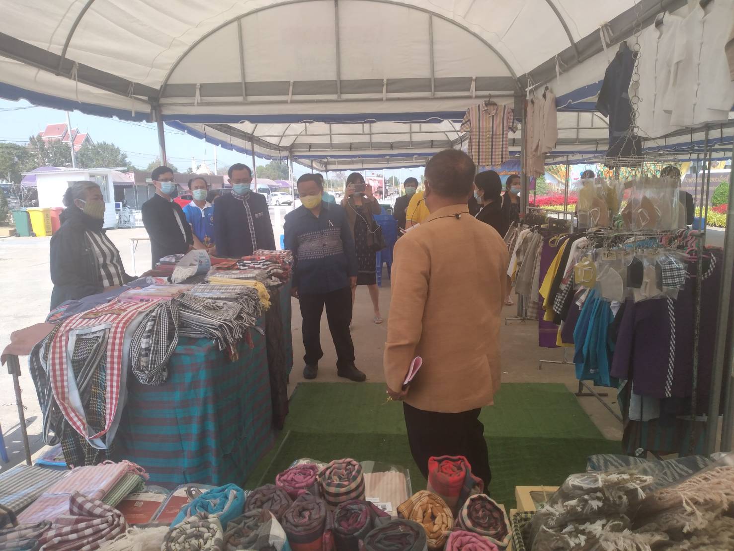 พช.ยโสธร ร่วมต้อนรับคณะผู้เข้าร่วมประชุมคณะกรรมการร่วมภาครัฐและเอกชนเพื่อแก้ไขปัญหาทางเศรษฐกิจของกลุ่มจังหวัด (กรอ.กลุ่มจังหวัด) สัญจร ที่วิมานพญาแถน