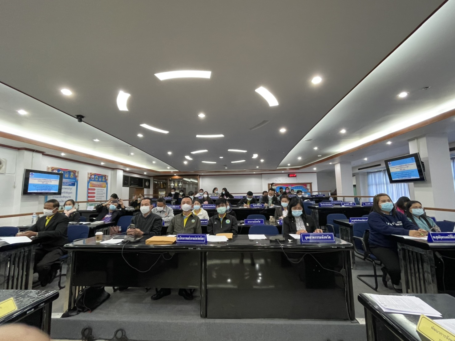 พช.ยโสธร ร่วมประชุมและชี้แจงผลการเร่งรัดติดตาม การใช้จ่ายเงินงบประมาณรายจ่าย ปี 2564