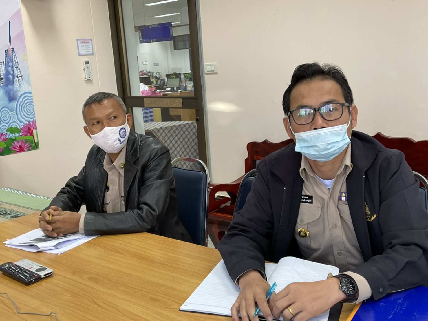 พช.ยโสธร ร่วมประชุมขับเคลื่อนการดำเนินงานโครงการพัฒนาพื้นที่ต้นแบบการพัฒนาคุณภาพชีวิตตามหลักทฤษฎีใหม่ ประยุกต์สู่  “โคก หนอง นา โมเดล” ผ่านระบบวีดิทัศน์ทางไกล  (Video Conference)