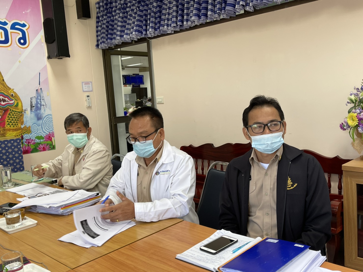 พช.ยโสธร ร่วมประชุมขับเคลื่อนการดำเนินงานโครงการพัฒนาพื้นที่ต้นแบบการพัฒนาคุณภาพชีวิตตามหลักทฤษฎีใหม่ ประยุกต์สู่  “โคก หนอง นา โมเดล” ผ่านระบบวีดิทัศน์ทางไกล  (Video Conference)