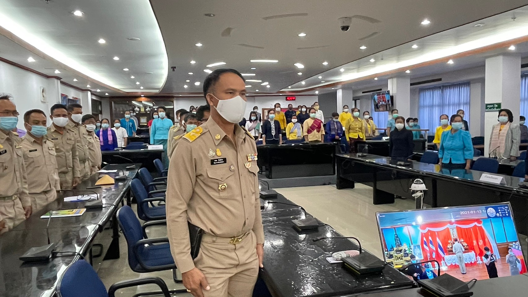 พช.ยโสธร จัดพิธีลงนามถวายพระพรชัยมงคล สมเด็จพระเจ้าลูกเธอ เจ้าฟ้าสิริวัณณวรี นารีรัตนราชกัญญา และมอบลายผ้า  “ผ้ามัดหมี่ลายขอเจ้าฟ้าสิริวัณณวรีฯ” แก่กลุ่มทอผ้าในจังหวัดยโสธร”