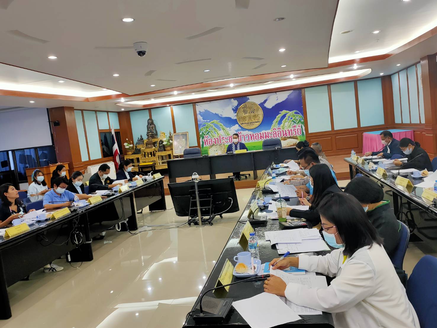 พช.ยโสธร ร่วมประชุมและชี้แจงผลการเร่งรัดติดตามการใช้จ่ายเงินงบประมาณรายจ่าย ประจำปี 2564